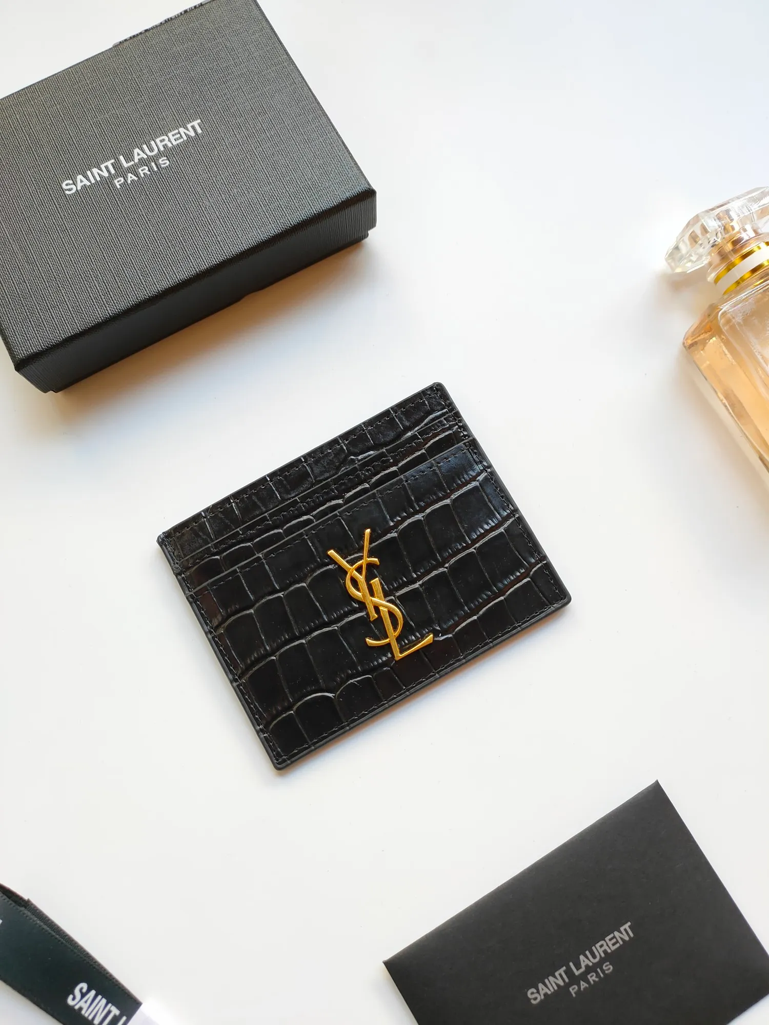 💰90 Yves Saint Laurent new product shipped👉Real pickup bag, 🎀With sheep pattern microfiber lining, crocodile pattern cowhide credit card holder, metal interlocking YSL logo original single-pair hardware, copied details 😋Style number: 423291😎Size: 10.5×7.5×0.5cm