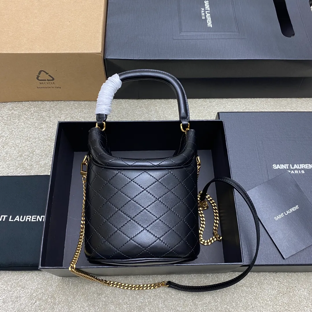 Black sheepskin/gold 🌈YSL Gaby series new bucket bag👑all sheepskin material👍super delicate and cute😘and very light top flip design, higher privacy and security, top handle and detachable chain shoulder strap, you can carry it in more ways, suitable for different occasions, it’s so beautiful👍20240780 Model: 763971 [original leather] Size: 19x17x15cm