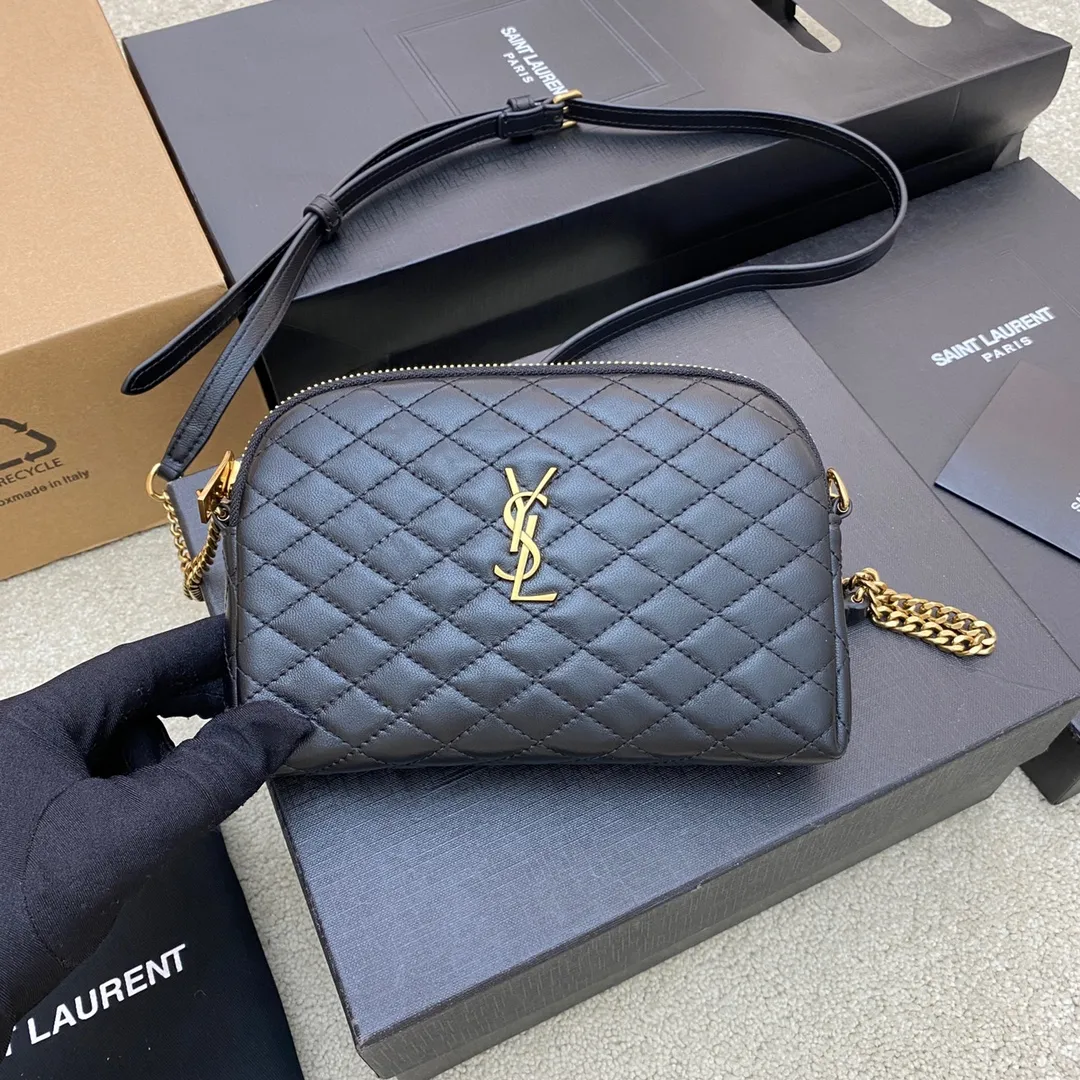 Black sheepskin/gold 🌈YSL's new GABY quilted sheepskin chain shell bag, equipped with classic YSL logo, soft original sheepskin material, adjustable chain length: 57cm, light bronze metal hardware, sheepskin lining👍20220650 Model: 733667 [original leather] Size: 13x9x3.5cm