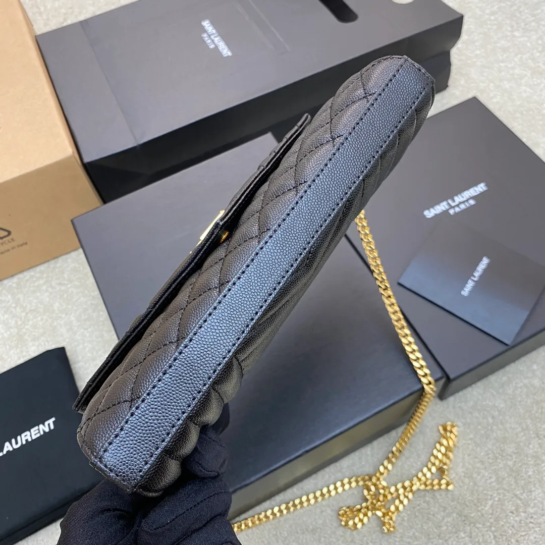 💰1300 black ball pattern/gold buckle 🌈YSL latest ENVELOPE Woc envelope bag ✉️Original caviar ball pattern, engraved inner zipper compartment, can be used as a clutch bag or as a shoulder bag. There are multiple card slots inside. Compact and practical 👍20220650 Model: 620280 [original leather] Size: 22.5x14x4cm