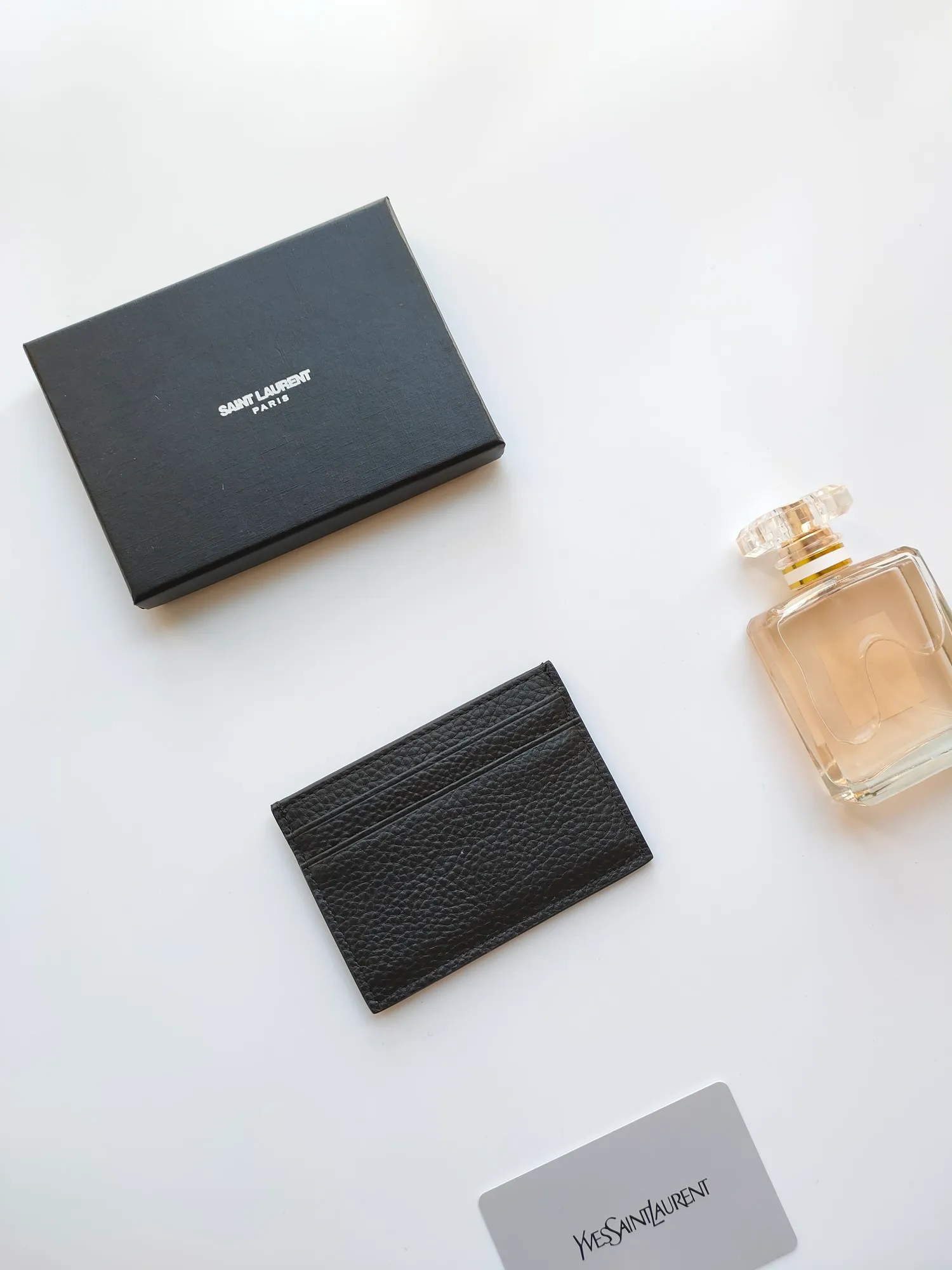 💰90 Yves Saint Laurent new product shipped 👉 Genuine card bag 🎀 Jacquard embossed stitching cowhide credit card holder, metal interlocking YSL logo original one-to-one hardware, replica details 😋 Style number: 607603 😎 Size: 10.5×7.5cm