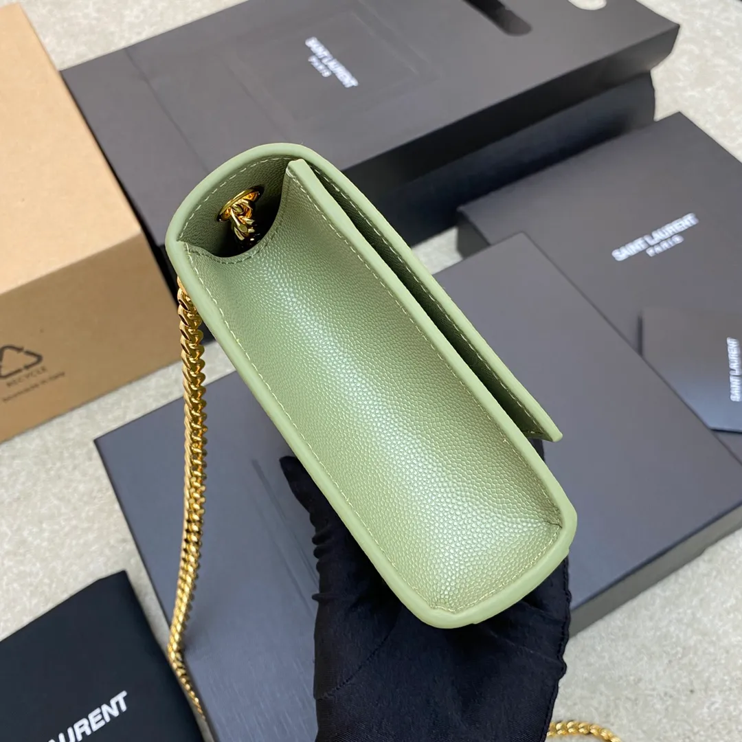 💰1260 Avocado green ball pattern/gold buckle 🌈KATE The most classic style and the most practical size. The core design of this series is the Y logo. Mr. Yves Saint Laurent invited poster artist Cassandre to design it. The three letters are superimposed on each other, which is simple and avant-garde. High-quality crocodile pattern cowhide, wear-resistant and scratch-resistant! Definitely a timeless classic! No Y family tassel bag dares to say that they are fashionable👍20210630 Model: 377629 [original leather] Size: 20*12.5*5cm
