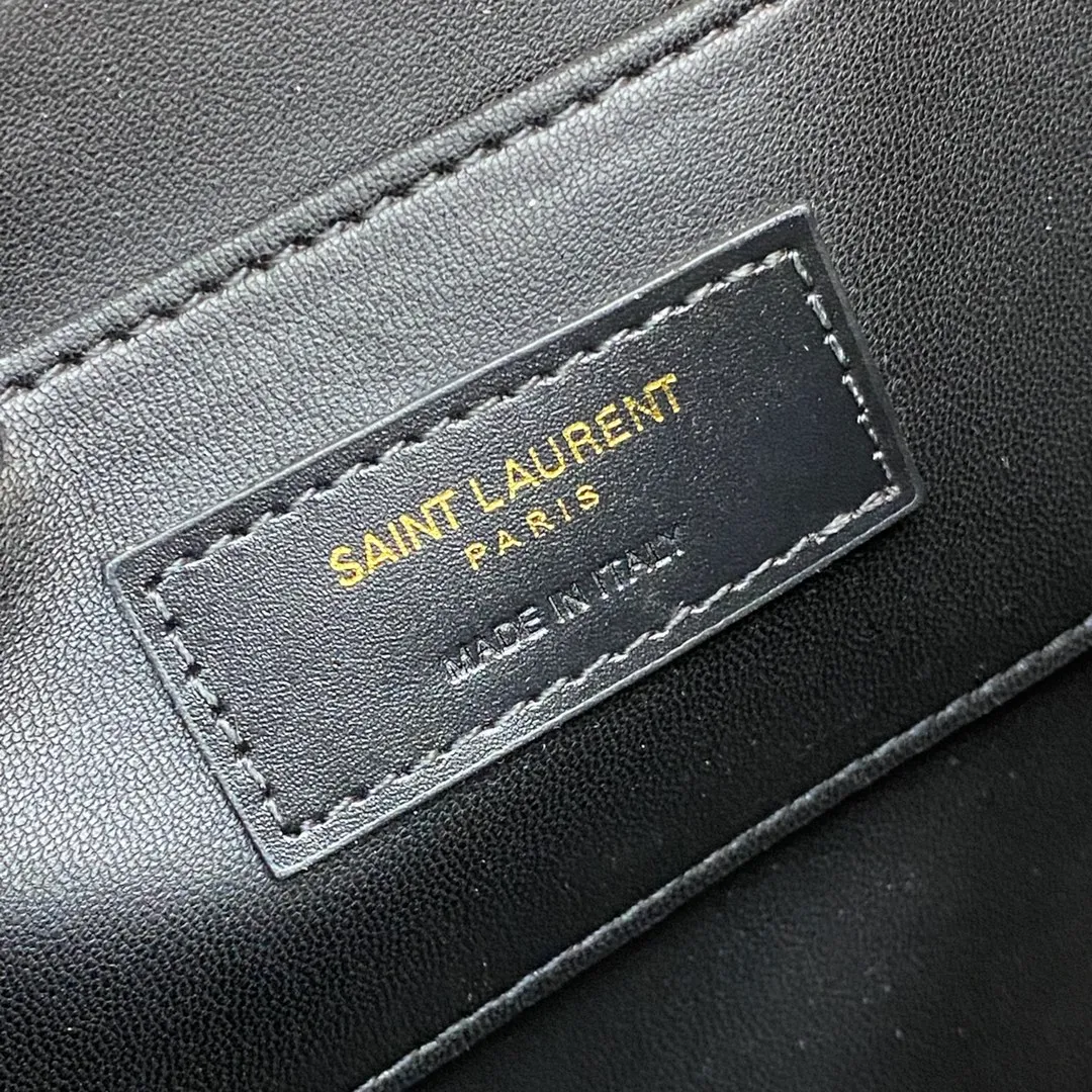 ... Model: 634305 [original leather] Size: 23*16*6cm