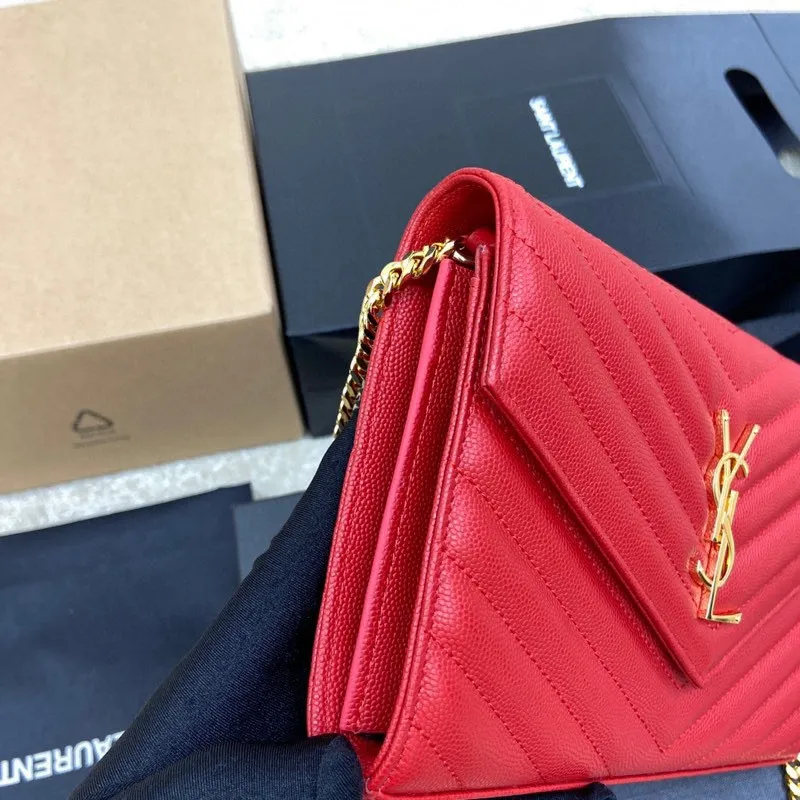 Big red ball pattern leather/gold buckle 🌈MONOGRAM caviar pattern original leather version envelope bag 👍A super practical small bag, the most classic style 👏100% original cowhide with fine handcrafting; customized metal Y family logo highlights personality; flip-top design ensures safety of use; small bag has large capacity, with 20 card slots, two banknote compartments, two central compartments, and an inner zipper bag to hold everything‼ ️20210630 Model: 360462 [original leather] Size: 22.5*14*4cm