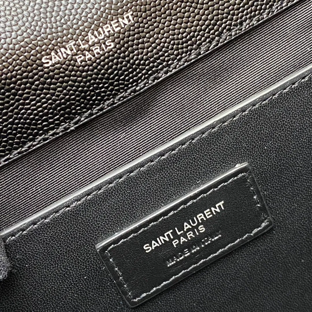 Black ball pattern/black chain 🌈𝑬𝒏𝒗𝒆𝒍𝒐𝒑𝒆 medium grain embossed quilted genuine leather envelope bag, classic is eternal, the sky-high V pattern and rhombus caviar pattern, Italian original cowhide with eye-catching Y family logo, stylish and stylish all in one! One chain and three backs, single chain cross-body, double chain single back, single chain single back are all perfect🤗Little fairies of different heights, there is always a way to carry it that suits you❤️20230750 Model: 392739 [original leather] Size: 24x17.5x6cm