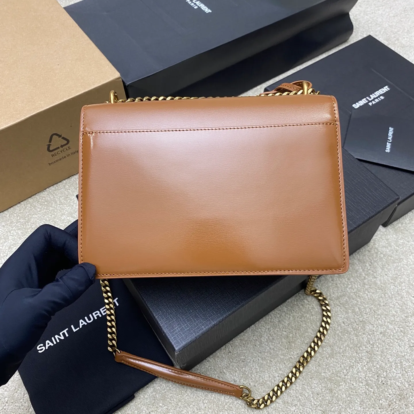 💰1500 caramel toothpick pattern/gold 🌈𝑺𝒖𝒏𝒔𝒆𝒕 𝟮𝟮𝒄𝒎#Classic luxury toothpick pattern sunset bag original leather version! Friends who like toothpick pattern bags cannot miss this one! High-quality genuine leather, genuine mold-making hardware, pursuing every detail, striving to be infinitely close to genuine 👍20250750 Size: 22x8x16cm Model: 442906 [Original leather]