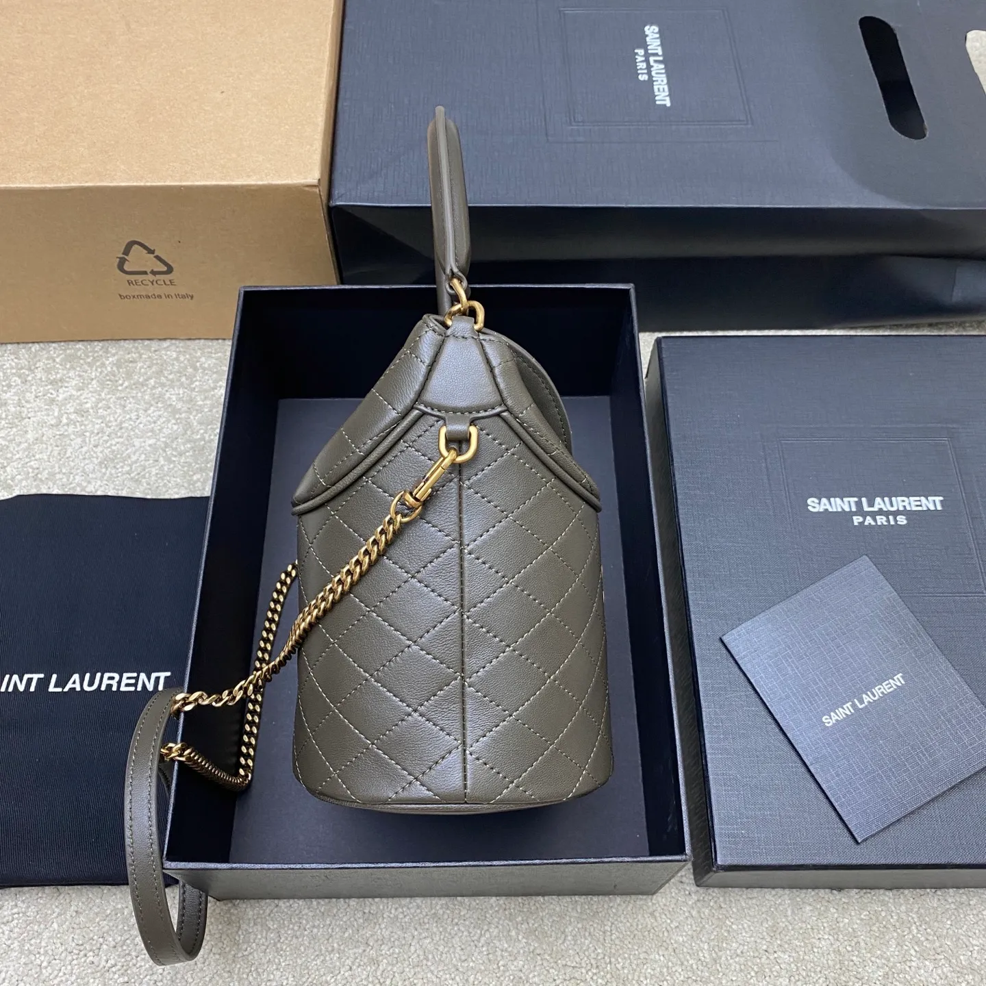 Green sheepskin/gold 🌈YSL Gaby series new bucket bag👑all sheepskin material👍super delicate and cute😘and very light top clamshell design, higher privacy and security, top handle and detachable chain shoulder strap, you can carry it in more ways, suitable for different occasions, it’s so beautiful👍20250780 Model: 763971 [original leather] Size: 19x17x15cm