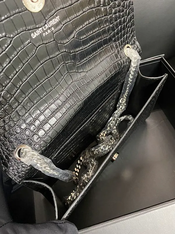 All categories Official website "Brand Women's Bags" Women's Bags 💙 YSL 2022 Official New YSL Crossbody Bag Wholesale 58001350 High Quality Specifications: 23-14.5CM