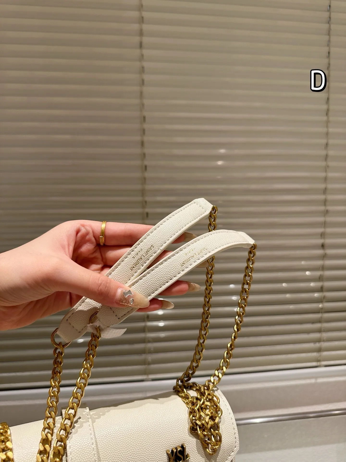 All Categories Official Website "Brand Women's Bags" Women's Bags 💙 YSL 2025 New YSL Caviar Cow Leather Chain Bag