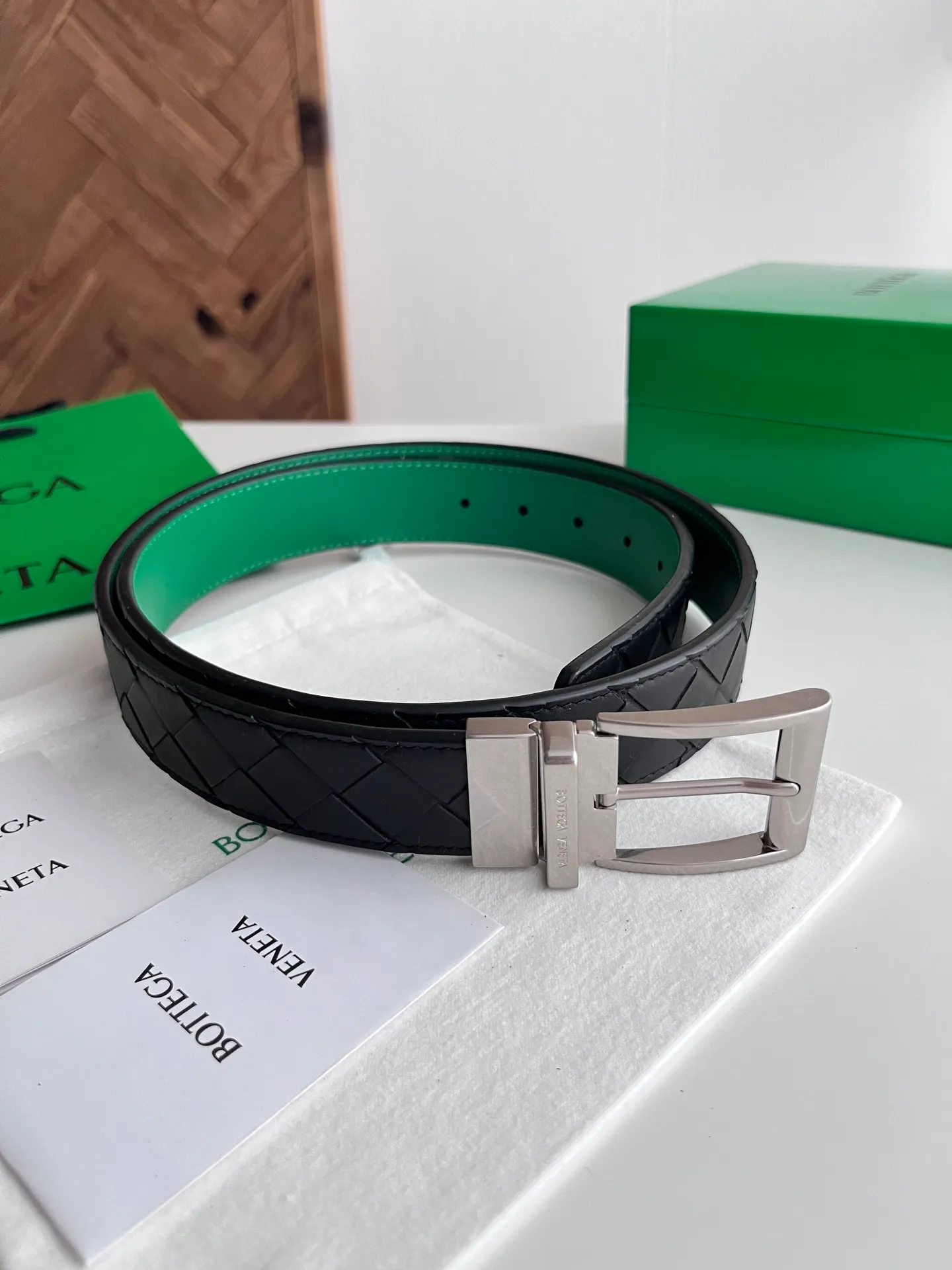 💰560💰Complete package💰 💍Purchase level Bv⚡️🌹2025 latest men's woven belt, double-sided, pure handmade intreccio large plaid weaving, double-sided Italian calfskin with vacuum gun color rotatable pin buckle, logo on the front, belt width 35MM