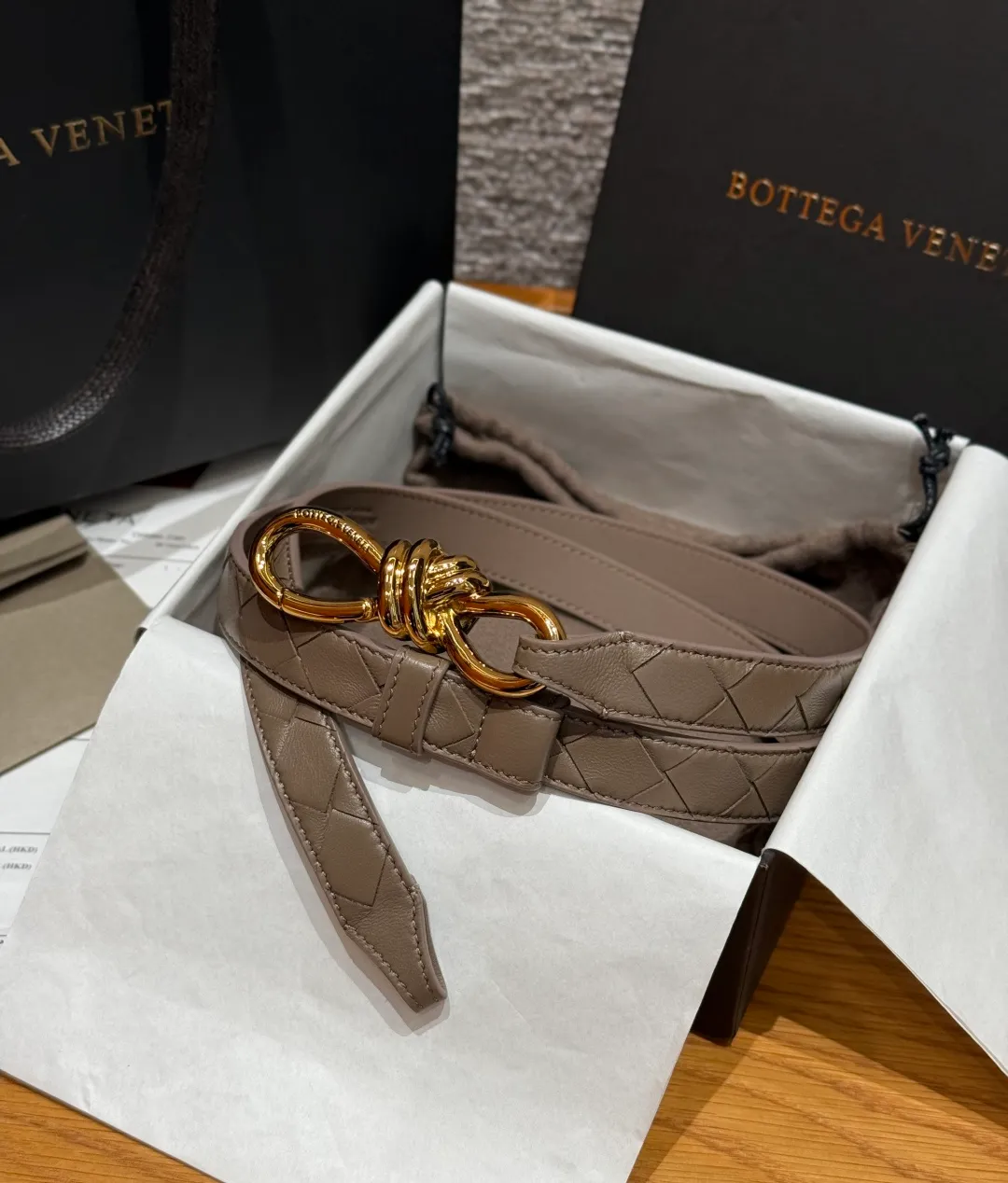 💰560💰Full package💰 💍Purchase level Bv⚡️🌹Andimo belt lntreciato braided leather belt metal knot buckle, hook closure, made of cowhide, lined cowhide, Muse brass finish. Width: 2.0cm