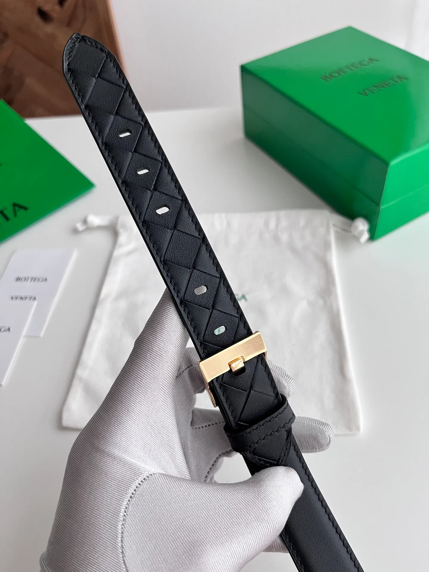 💰520💰Full set of packaging💰 💍Purchase grade BV⚡️🌹2025 new women's woven➕plain splicing combination belt Italian calfskin with slightly retro gold buckle design buckle head⚡️🌹Width 2.5cm