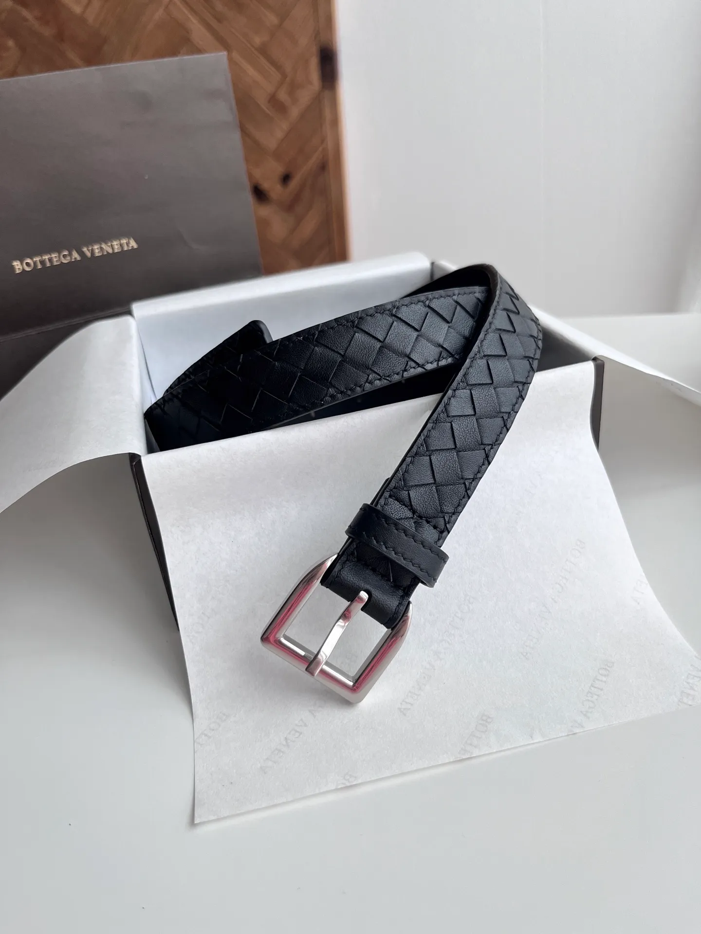 💰480💰Full package💰 💍Purchase level Bv⚡️🌹2025 new women's woven belt, pure handmade intreccio small plaid weaving, double-sided Italian calfskin with slightly retro gold pin buckle⚡️🌹Width 2.5cm Color: black