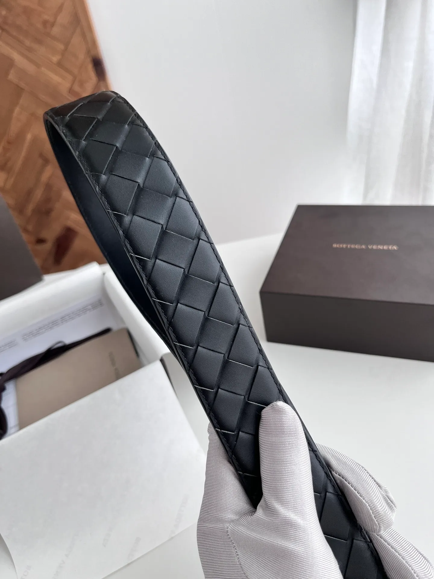 💰560💰Full package💰 💍Purchasing-grade BV 2024 wide version men’s belt⚡️Handmade large plaid intreccio woven Italian calfskin⚡️With vacuum gun-colored pin buckle⚡️Belt width 4.0cm