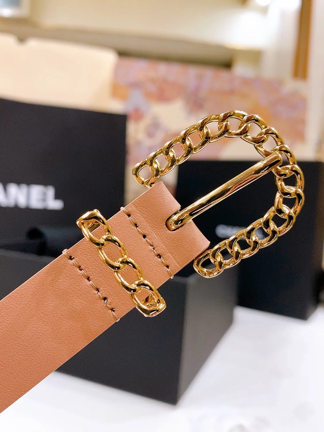 💰460💰Full package💰 💍Purchase grade Chanel chain pin buckle Imported calfskin belt Brass metal soft and delicate 2.0cm