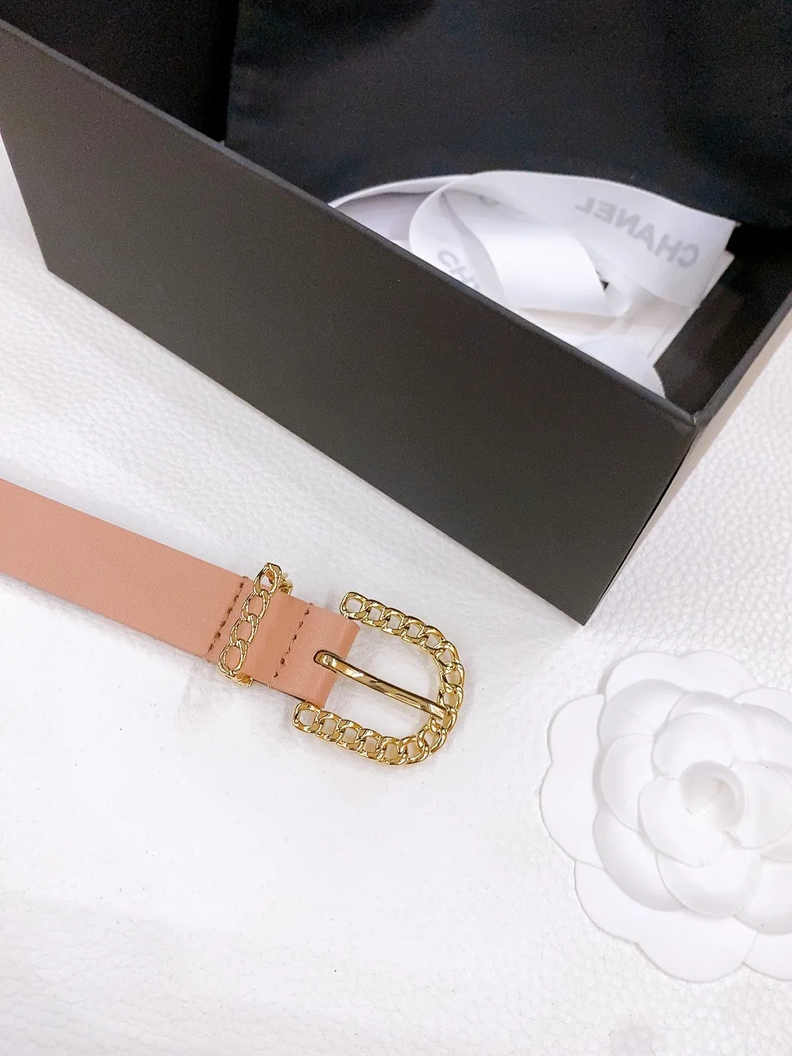 💰460💰Full package💰 💍Purchase grade Chanel chain pin buckle Imported calfskin belt Brass metal soft and delicate 2.0cm
