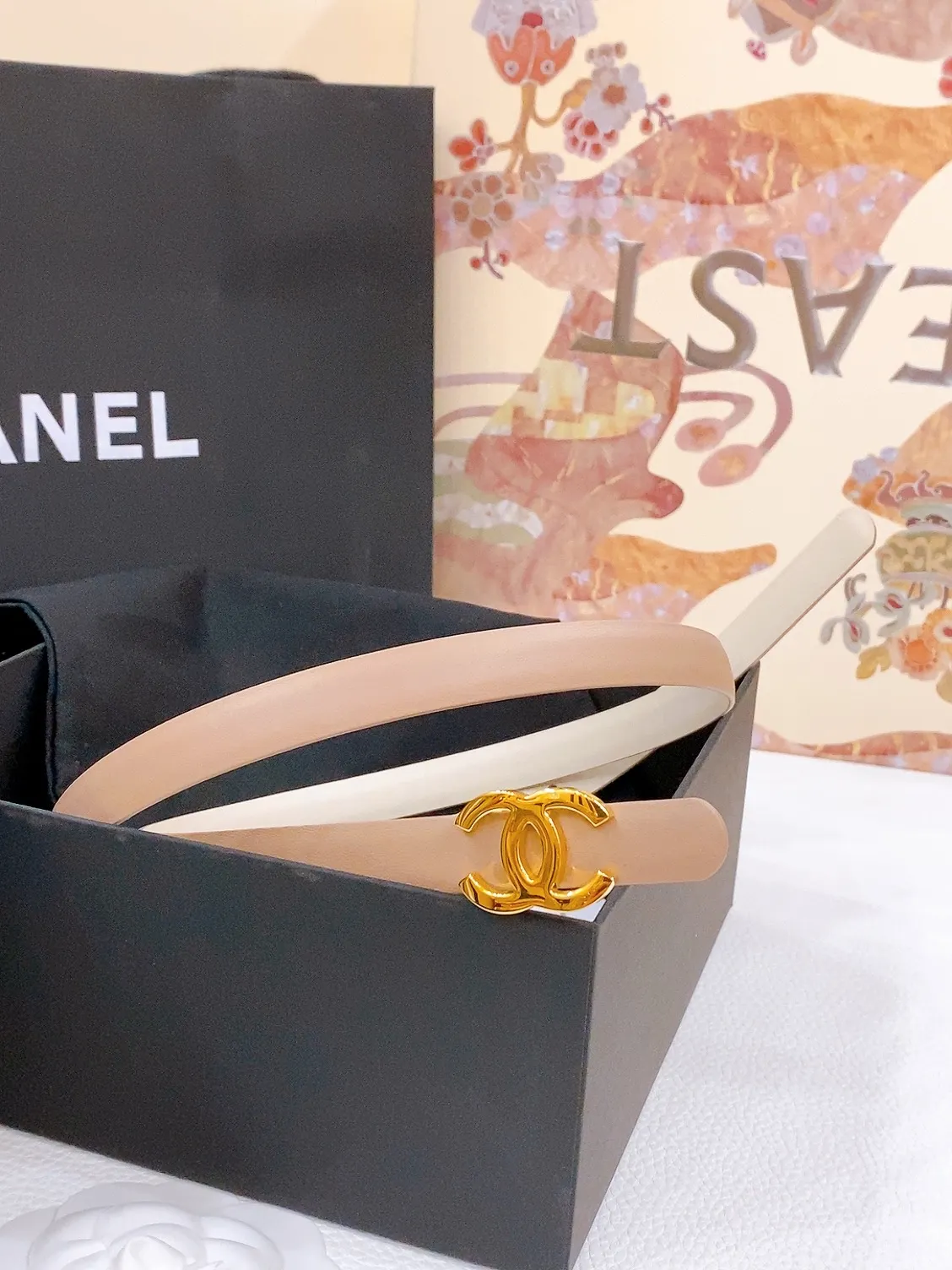 💰440💰Full package💰 💍Purchase level Chanel⚡️🌹Classic double C belt Classic double C belt, braided hardware and calfskin belt body⚡️🌹Perfect texture, simply the finishing touch in spring, belt diameter and width 1.5cm⚡️🌹