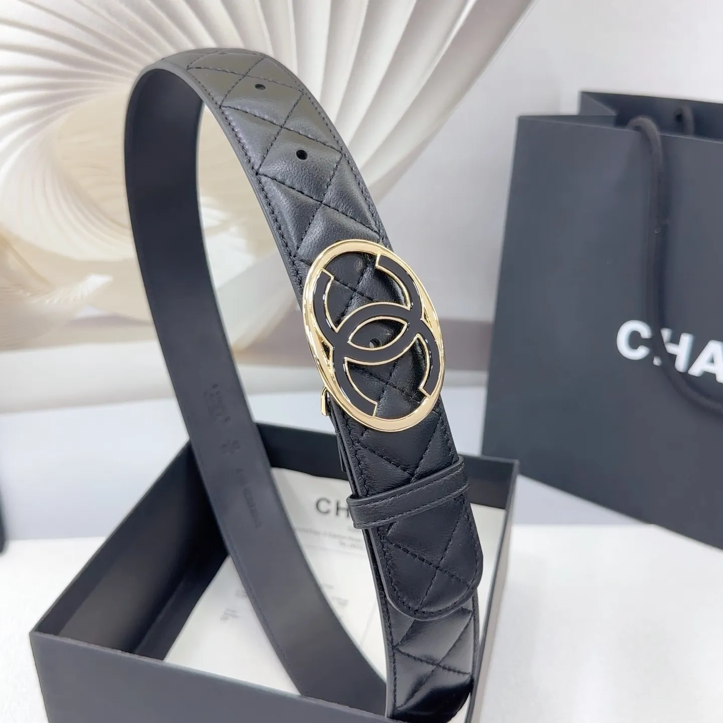 💰520💰Full package💰 💍Purchasing-grade Chanel belt⚡️🌹4.0cm double-sided first-layer sheepskin⚡️🌹Length.75.80.85.90.95.100.105 Euro⚡️🌹Customized original mold with copper hardware buckle