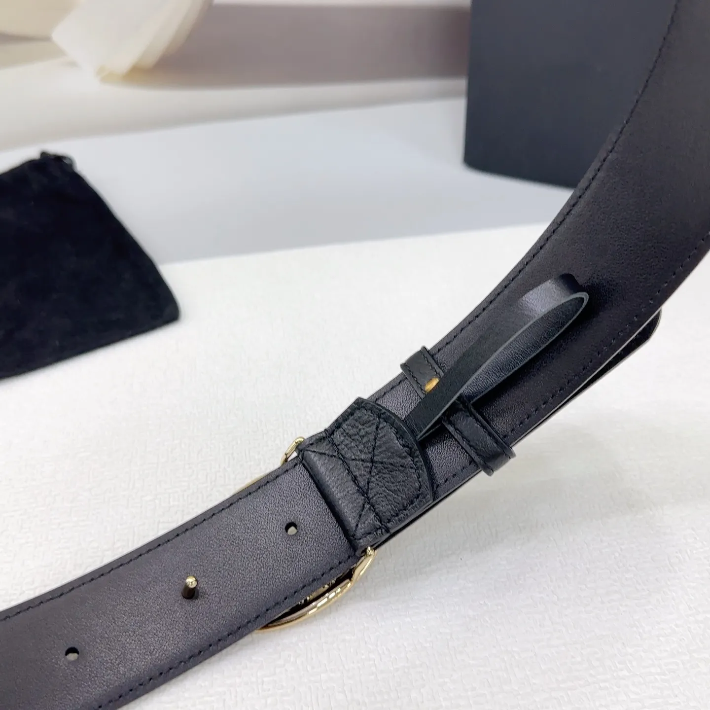 💰520💰Full package💰 💍Purchasing-grade Chanel belt⚡️🌹4.0cm double-sided first-layer sheepskin⚡️🌹Length.75.80.85.90.95.100.105 Euro⚡️🌹Customized original mold with copper hardware buckle