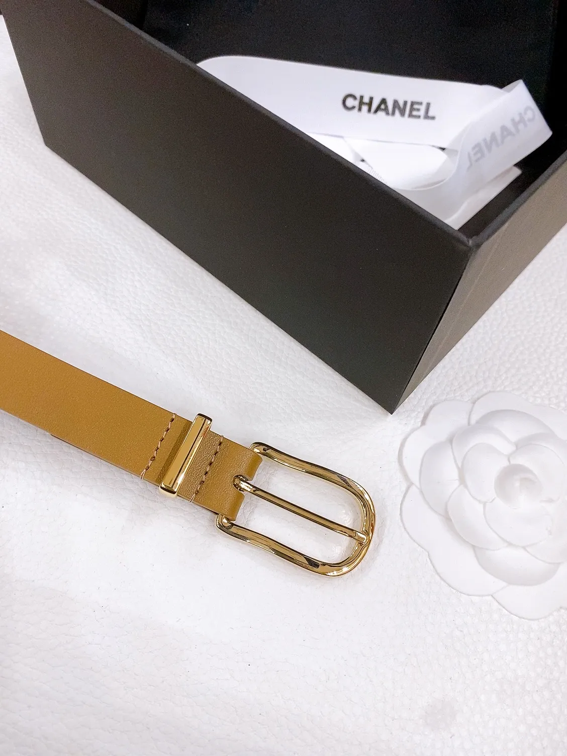 💰460💰Full package💰 💍Purchase grade Chanel chain pin buckle Imported calfskin belt Brass metal soft and delicate 2.0cm