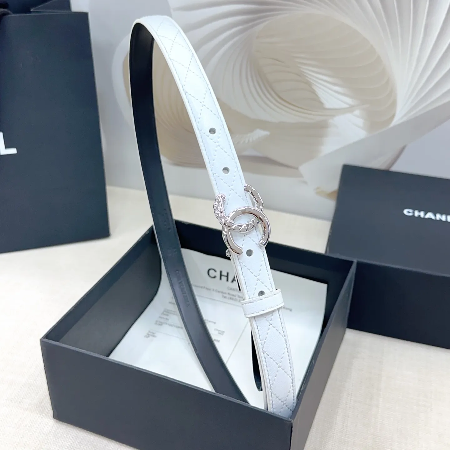 💰480💰Full package💰 💍Purchasing-grade Chanel belt⚡️🌹Width 2.0cm, double-sided first-layer cowhide, length 75-100cm European⚡️🌹Copper hardware buckle original mold opening and customization