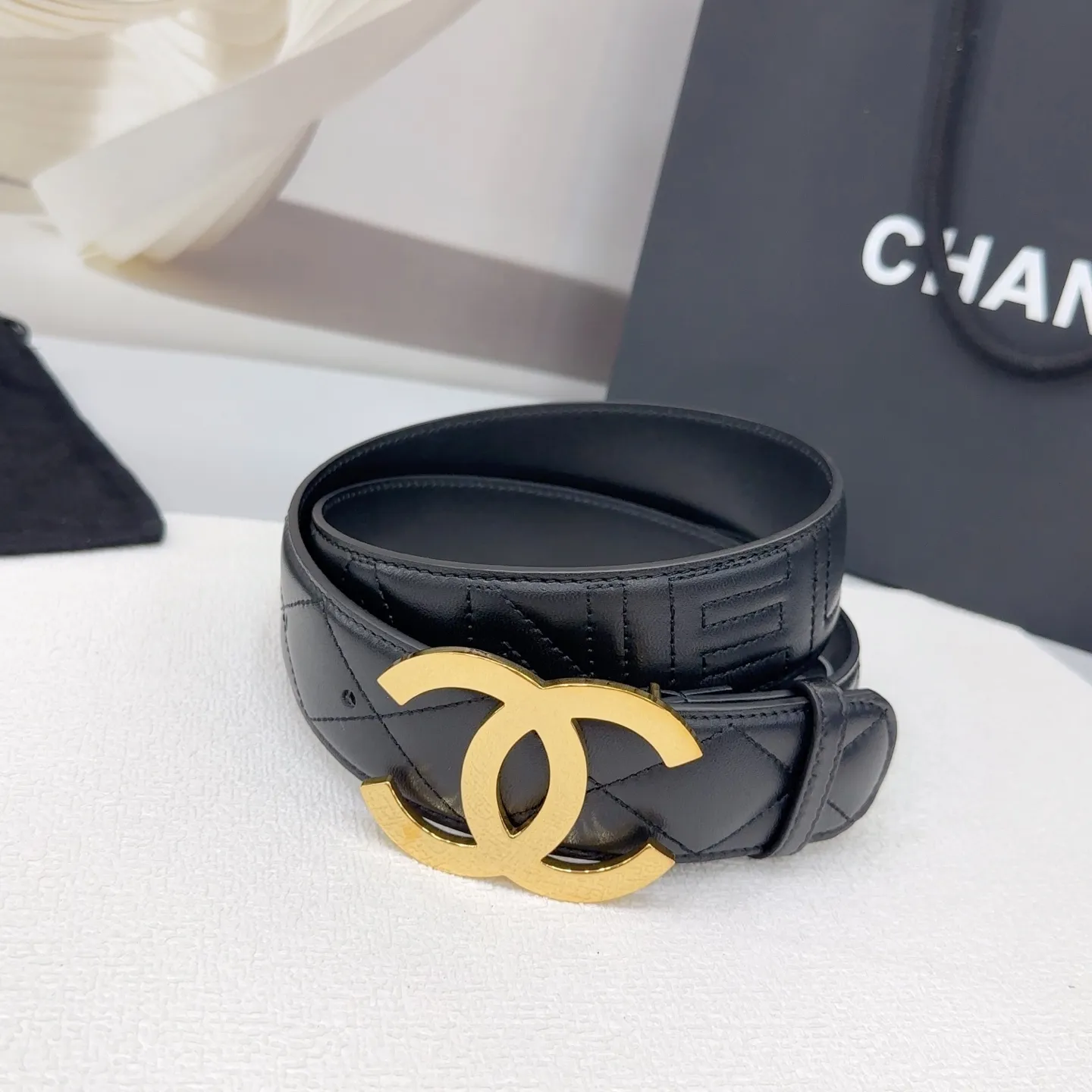 💰520💰Full package💰 💍Purchasing-grade Chanel belt⚡️🌹4.0cm double-sided first-layer sheepskin⚡️🌹Length.75.80.85.90.95.100.105 Euro⚡️🌹Customized original mold with copper hardware buckle