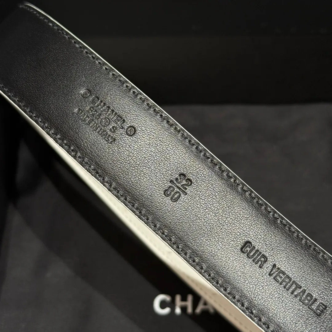 💰460💰Full package💰 💍Purchase level Chanel ⚡️🌹New women's belt, classic metal double C letter logo, made of rhombus sheepskin, the sheepskin texture is super soft, the hardware buckle is very well made, shows the waist shape, very versatile, looks great with skirts, windbreakers and jeans. ⚡️🌹Width 3.0cm