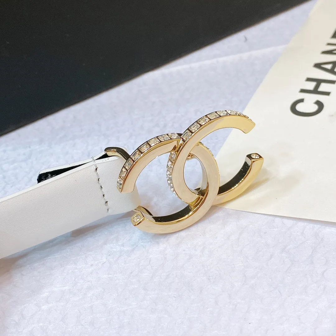 💰460💰Authentic packaging💰 💍purchasing grade Chanel🌹23p CC rhinestones, gold and silver logo buckle🌹Imported fetal cowhide belt🌹2.0cm boutique, exquisite and elegant