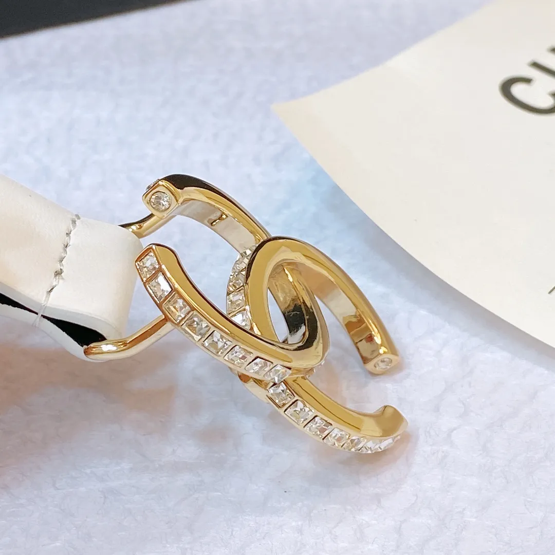 💰460💰Authentic packaging💰 💍purchasing grade Chanel🌹23p CC rhinestones, gold and silver logo buckle🌹Imported fetal cowhide belt🌹2.0cm boutique, exquisite and elegant