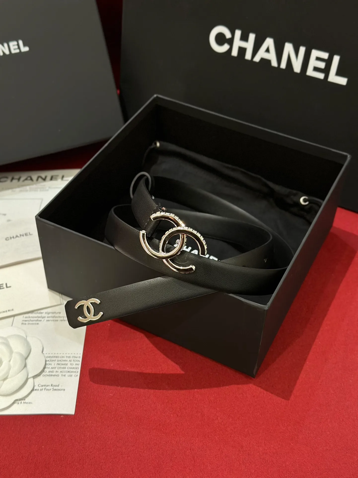 💰480💰Full package💰 💍Purchase level CHANEL⚡️🌹Latest fashion styles for women‼ ️‼ ️ The tail has a double C classic logo, top quality, genuine molded high-end custom leather hardware, custom pure steel hardware buckles, the belt adopts an elastic waist design to achieve a slimming effect, genuine positioning logo printing, comparable to the genuine product ⚡️🌹 Width 2.0cm