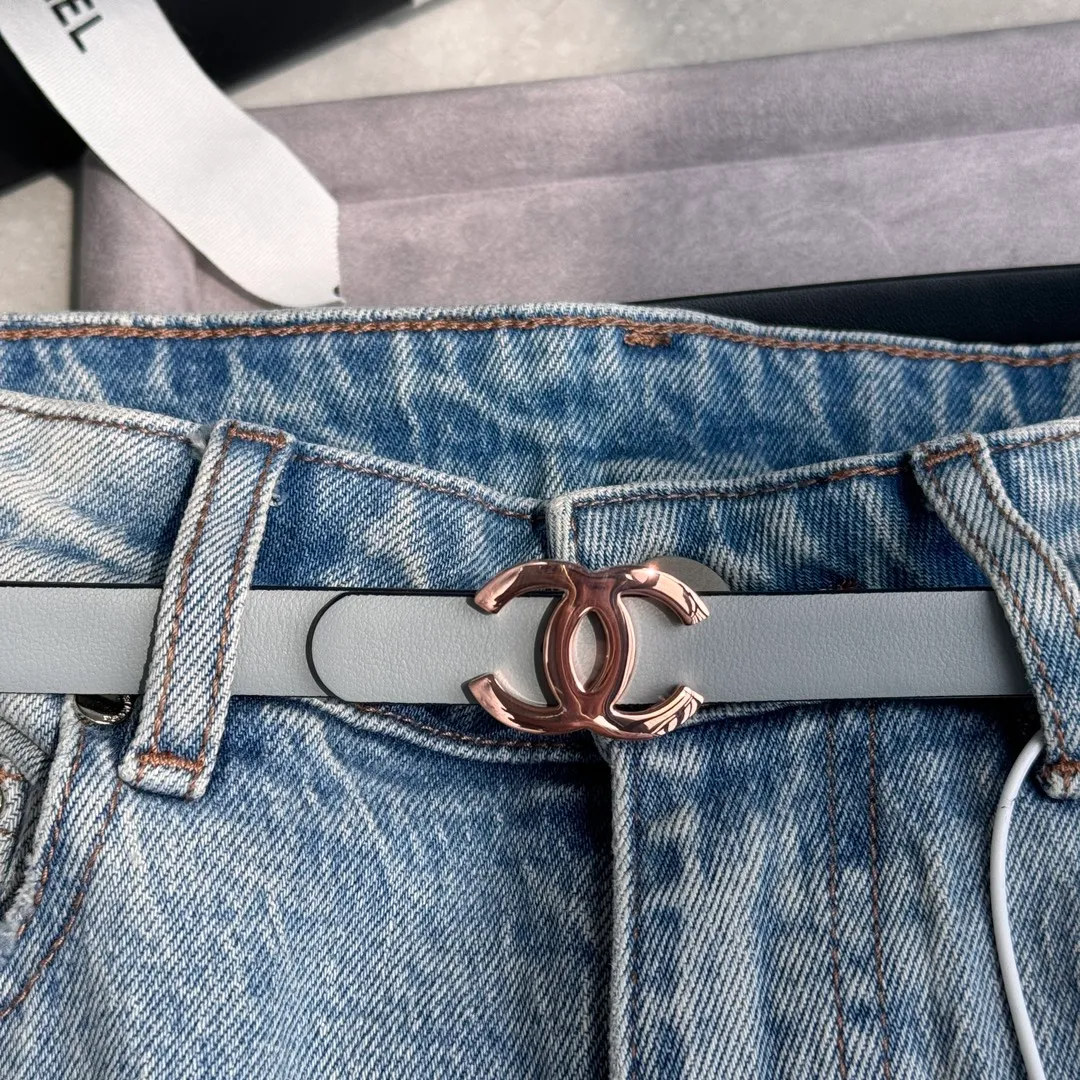 💰440💰Full package💰 💍Purchase-grade Chanel belt⚡️🌹Width 1.5cm, double-sided first-layer imported cowhide⚡️🌹Length: 75-100 Euro, copper five-button original mold opening and customization