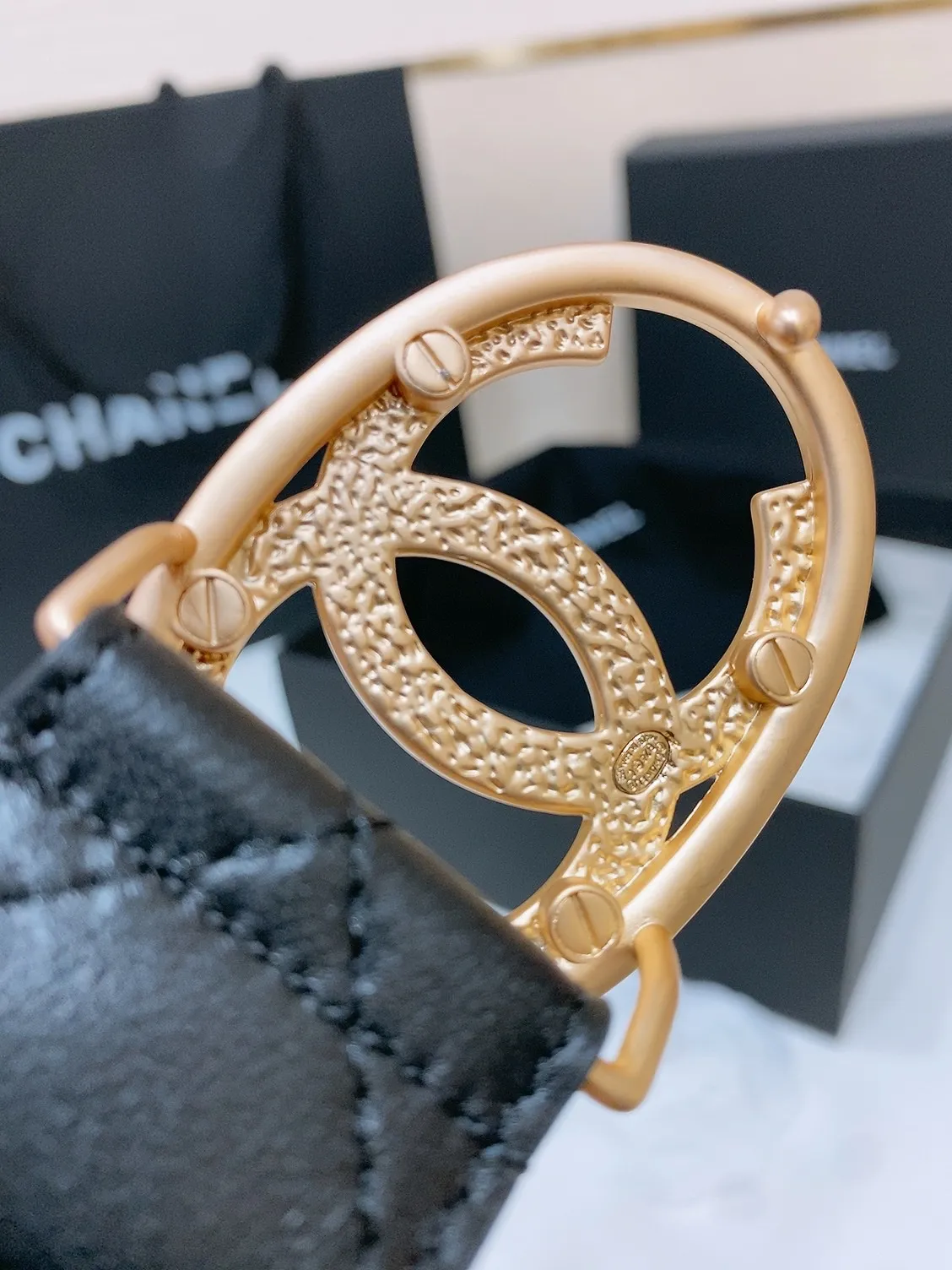 💰560💰Full package💰 💍Purchasing level Grandma 4.0cm⚡️🌹Chanel 24cc logo buckle⚡️🌹Brass metal imported lambskin rhombus belt body⚡️🌹First-layer cowhide bottom soft to the touch and delicate 3.8cm