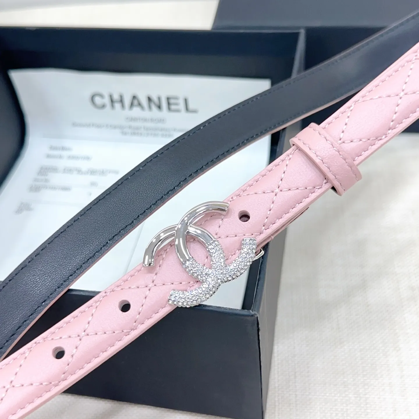 💰480💰Full package💰 💍Purchase grade Chanel⚡️🌹Ladies belt Width 2.0 size double-sided first layer cowhide⚡️🌹Length: 75-100 Euro Premium copper hardware buckle original mold customization High quality