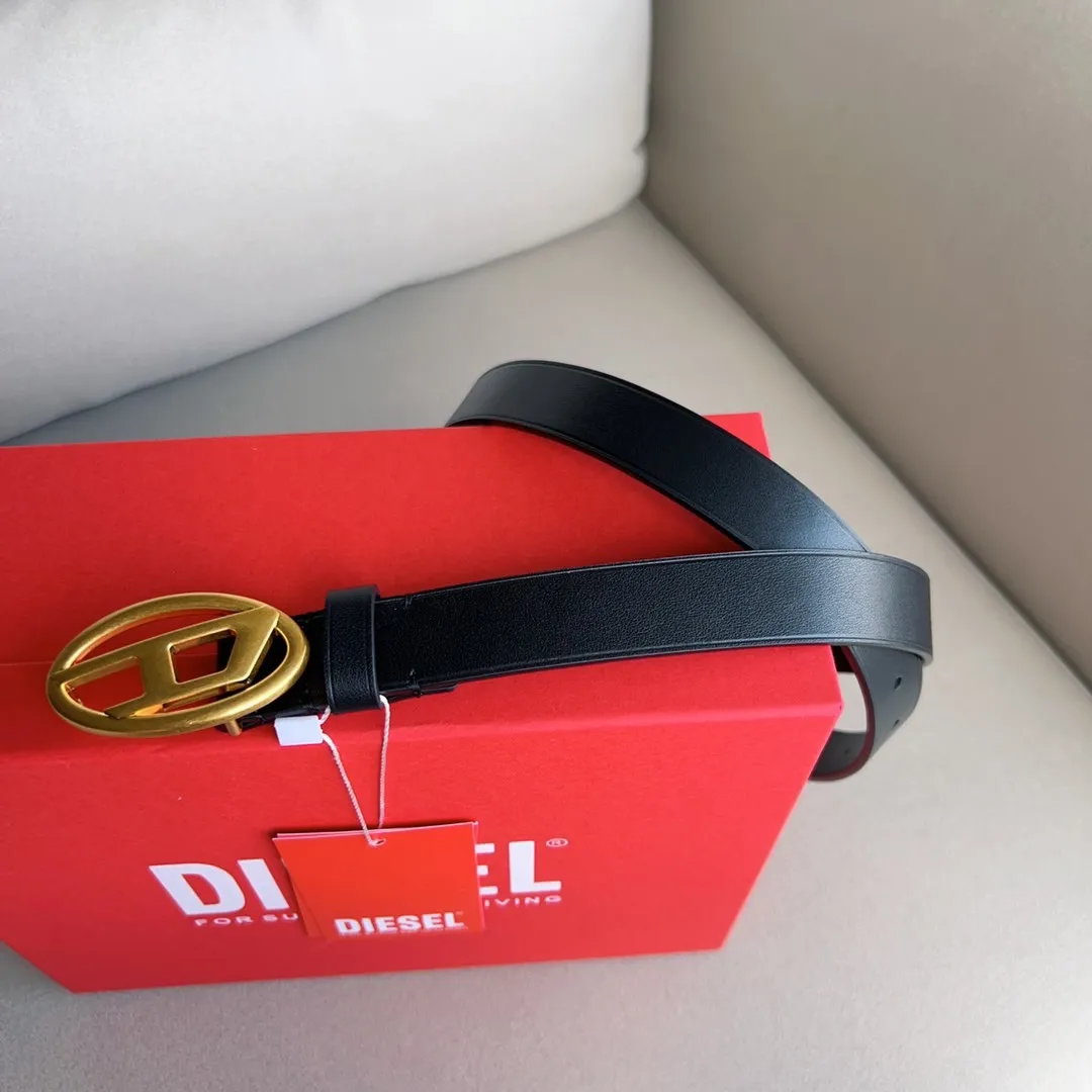 💰460💰Authentic packaging💰 💍Purchasing-grade DIESEL cowhide retro buckle Unique style design Soft calfskin Recommended by many Internet celebrities Retro style Width 2.5cm with box