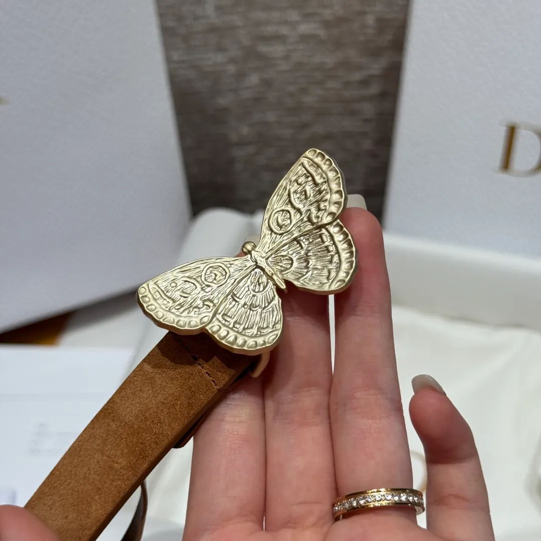 💰440💰Full package💰 💍Purchase level Dior⚡️Good new women's belt 24 early spring Metamorphose belt, 20mm suede design on the front, smooth cow leather on the back, super popular, butterfly buckle series.⚡️🌹Width 2.0cm