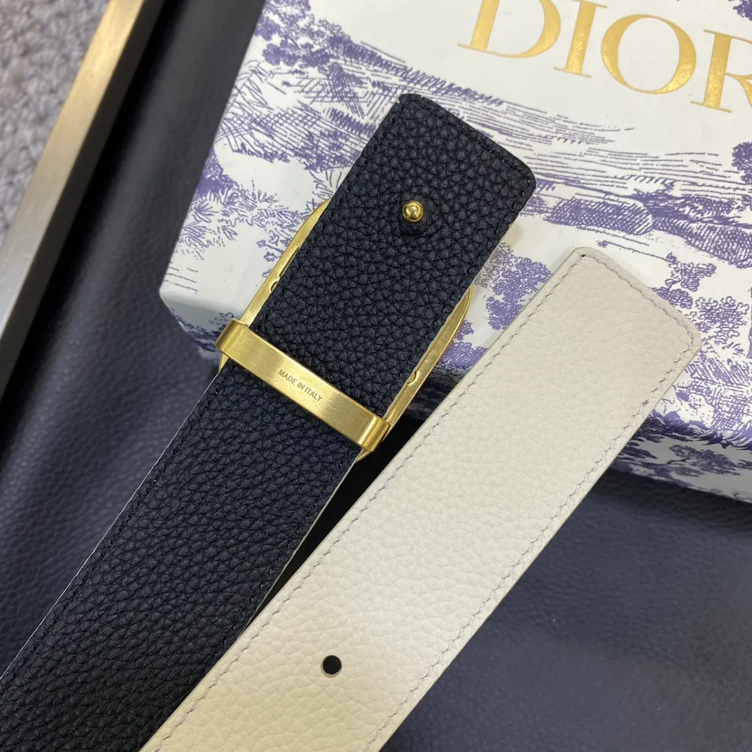 💰460💰Authentic packaging💰 💍Purchase grade Dior DIOR new stainless steel hardware width 3.5CM original imported first-layer cowhide with classic letter cloth. Matched with the original single ruthenium palladium electroplated CD buckle, feel. The oil edges are almost perfect, the original leather is customized