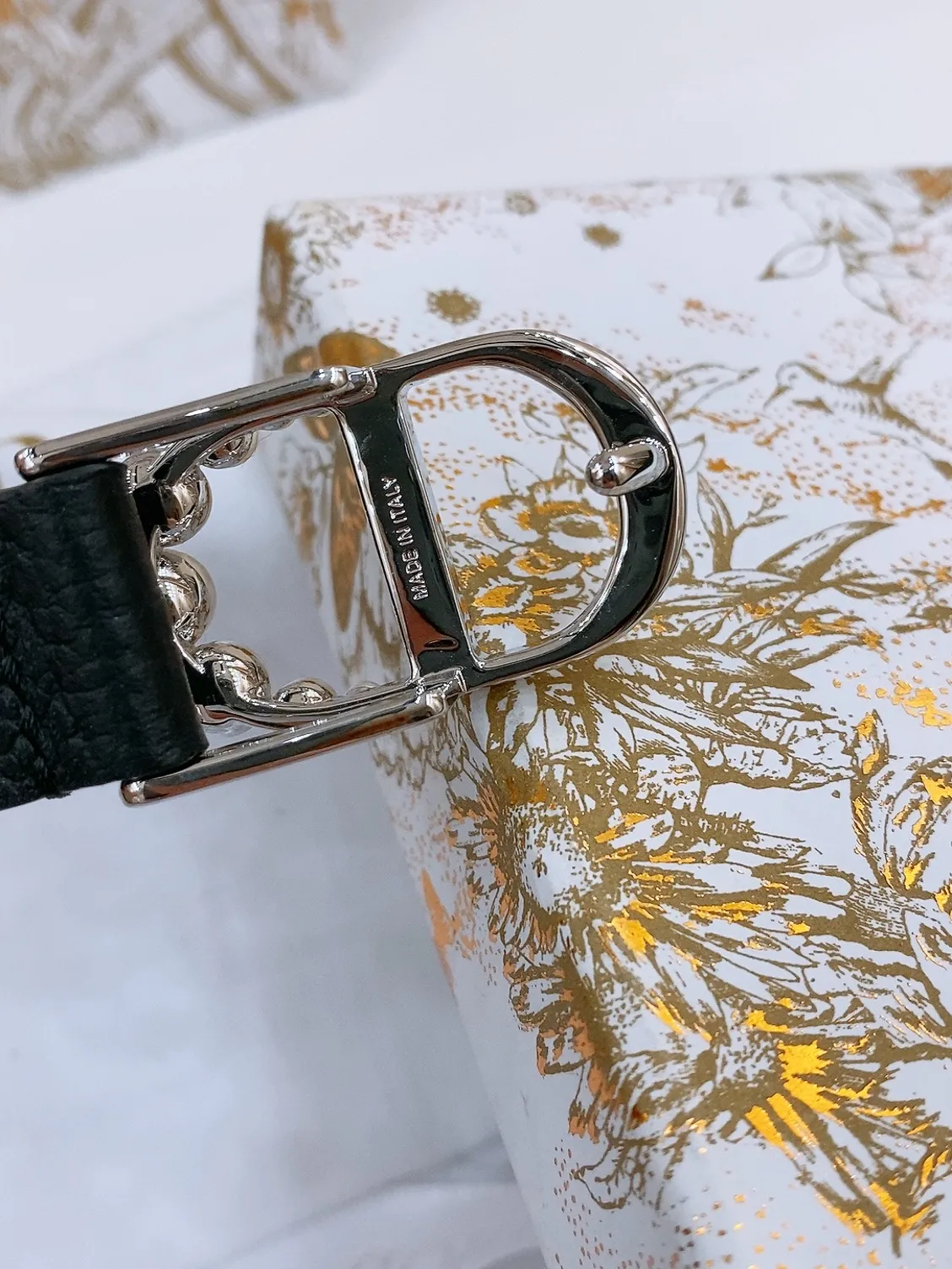 💰440💰Full package💰 💍Purchase level Dior Saddle Belt Brass hardware Double-sided saddle belt Grained cowhide surface and smooth cowhide bottom Soft and delicate feel Belt 2.0cm