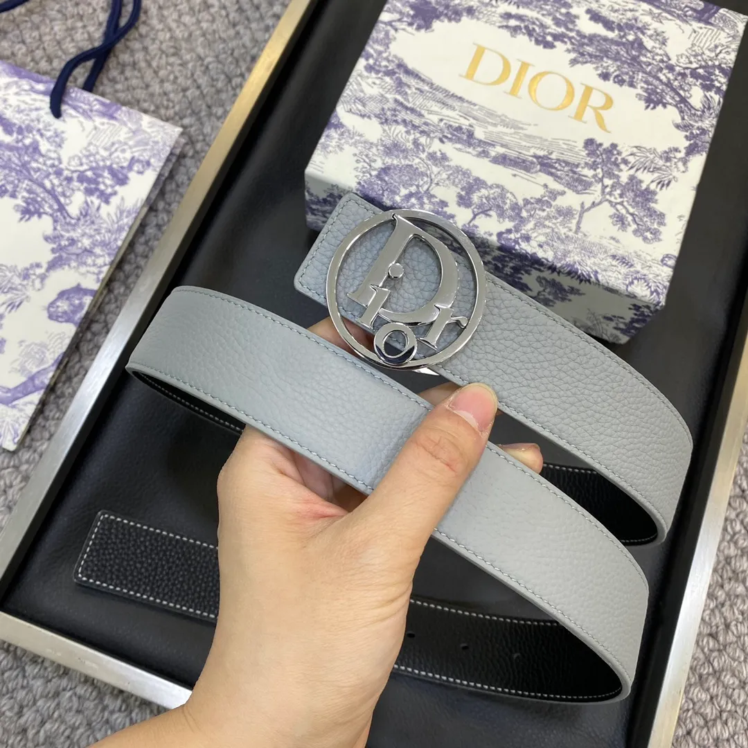 💰460💰Authentic packaging💰 💍Purchasing-grade Dior DIOR new stainless steel hardware 3.5CM wide, imported first-layer cowhide with classic letter cloth. Matched with the original single ruthenium-palladium electroplated CD buckle, feel. The oil edges are almost perfect, the original leather is customized