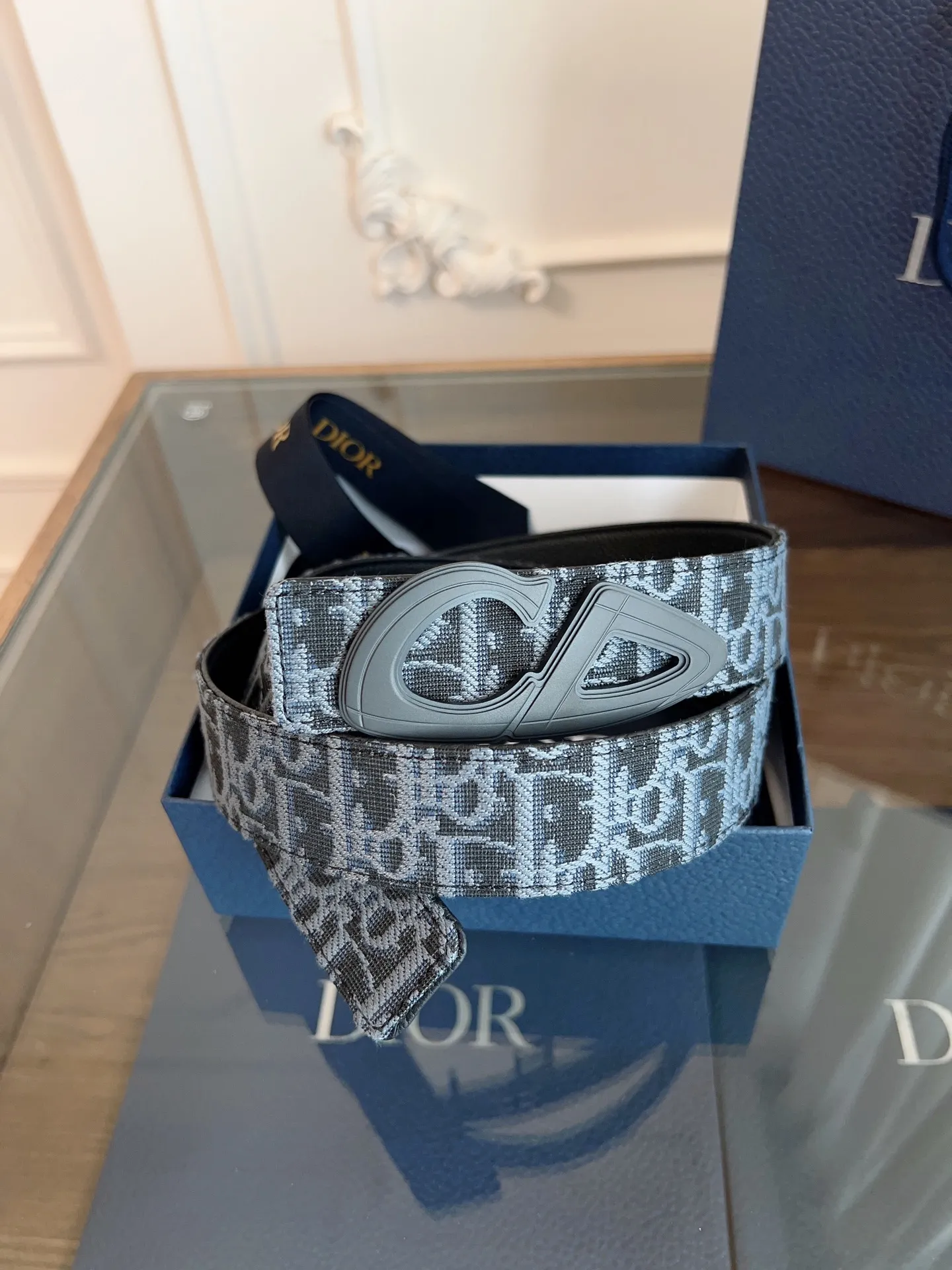 💰480💰Full package💰 💍Purchase-grade "DIOR" Dior/enhanced version🇫🇷French original leather, Oblique light blue cloth/black cowhide. There is no doubt about the quality. There is no better, only the best. Size 3.5 cm