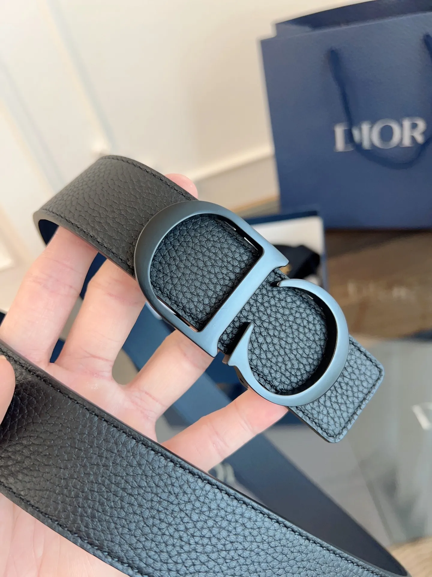 💰480💰Full package💰 💍Purchase level "DIOR" Dior/enhanced version🇫🇷French original leather, black/blue full leather. There is no doubt about the quality. There is no better, only the best. Size 3.5 cm
