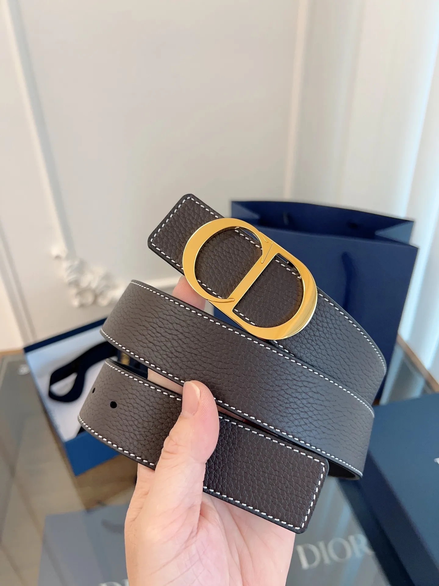 💰480💰Full package💰 💍Purchase-grade "DIOR" Dior/enhanced version🇫🇷French original leather, brown/black full leather. There is no doubt about the quality. There is no better, only the best. Size 3.5 cm