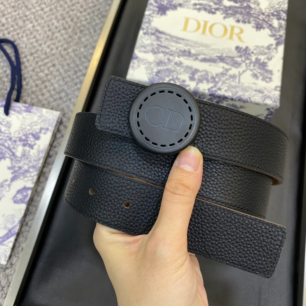 💰460💰Authentic packaging💰 💍Purchase grade Dior DIOR new stainless steel hardware width 3.5CM original imported first-layer cowhide with classic letter cloth. Matched with the original single ruthenium palladium electroplated CD buckle, feel. The oil edges are almost perfect, the original leather is customized