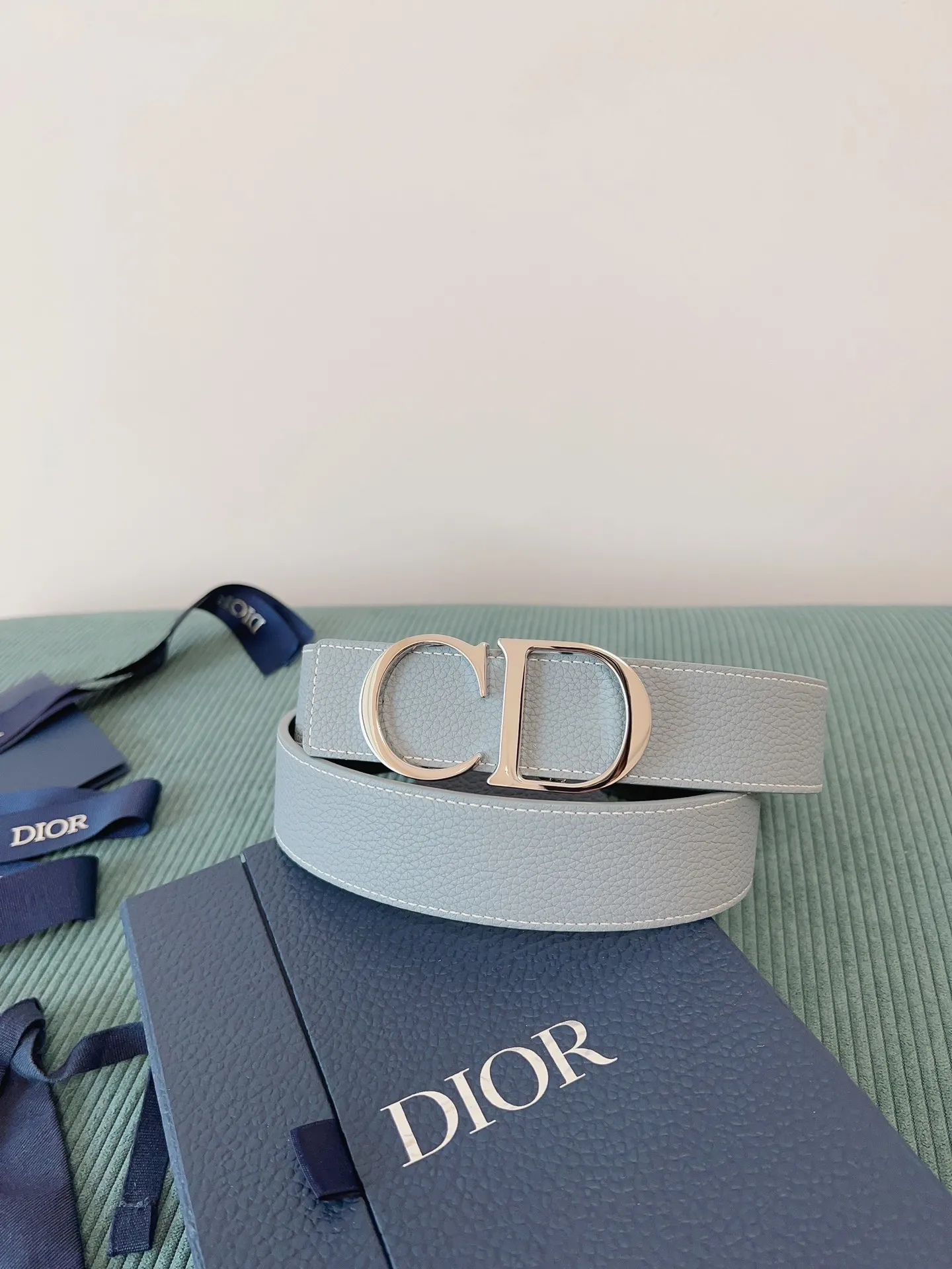 💰480💰Full package💰 💍Purchase level "DIOR" Dior⚡️🌹French original leather double-sided imported first-layer cowhide⚡️🌹The quality is unquestionable. It feels soft and delicate. There is no better, only the best⚡️🌹Size 3.5 cm