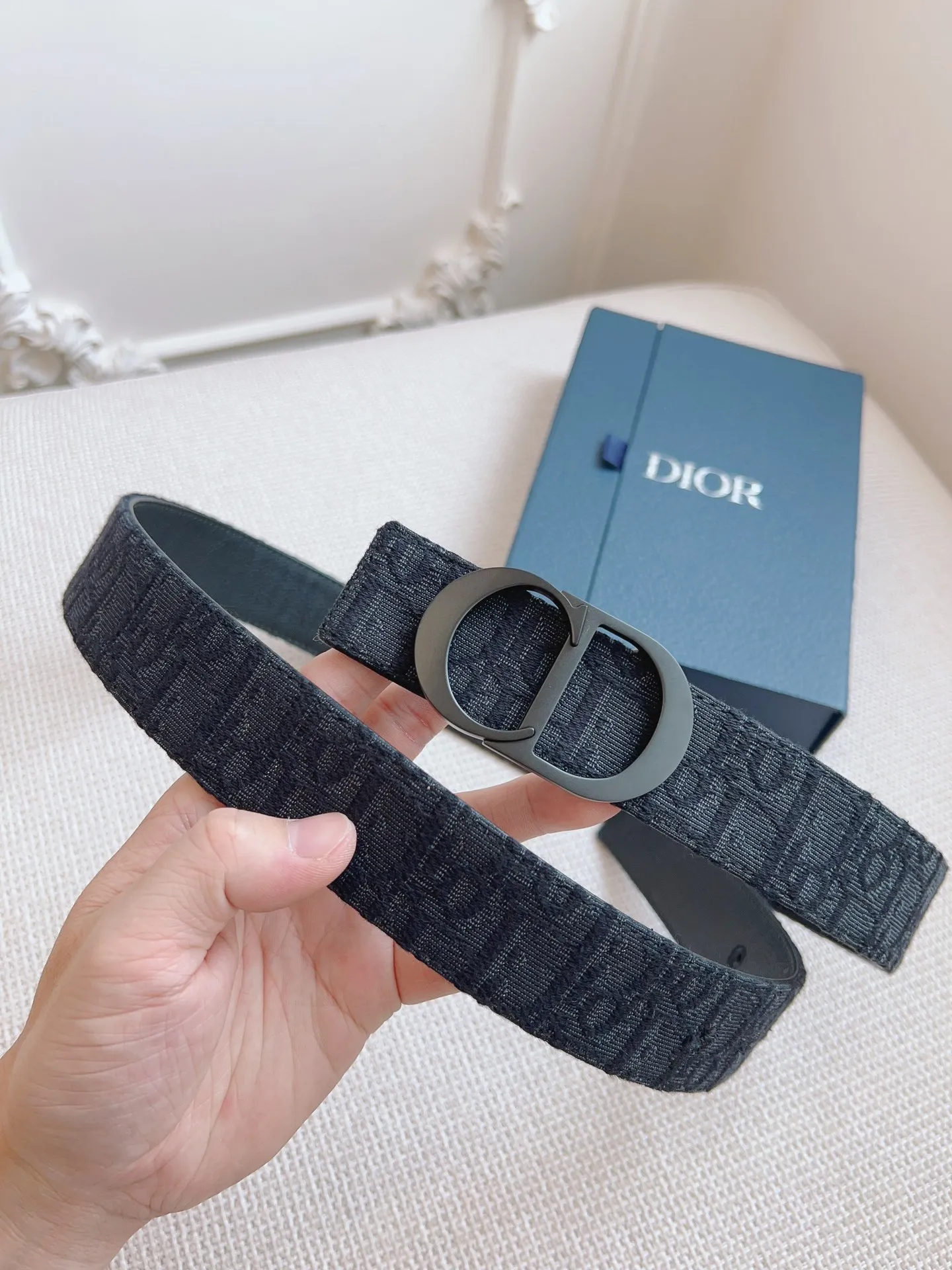 💰460💰Full package💰 💍Purchasing-grade DIOR⚡️🌹French original leather, Oblique black cloth/black cowhide. There is no doubt about the quality. There is no better, only the best. Size 3.5 cm