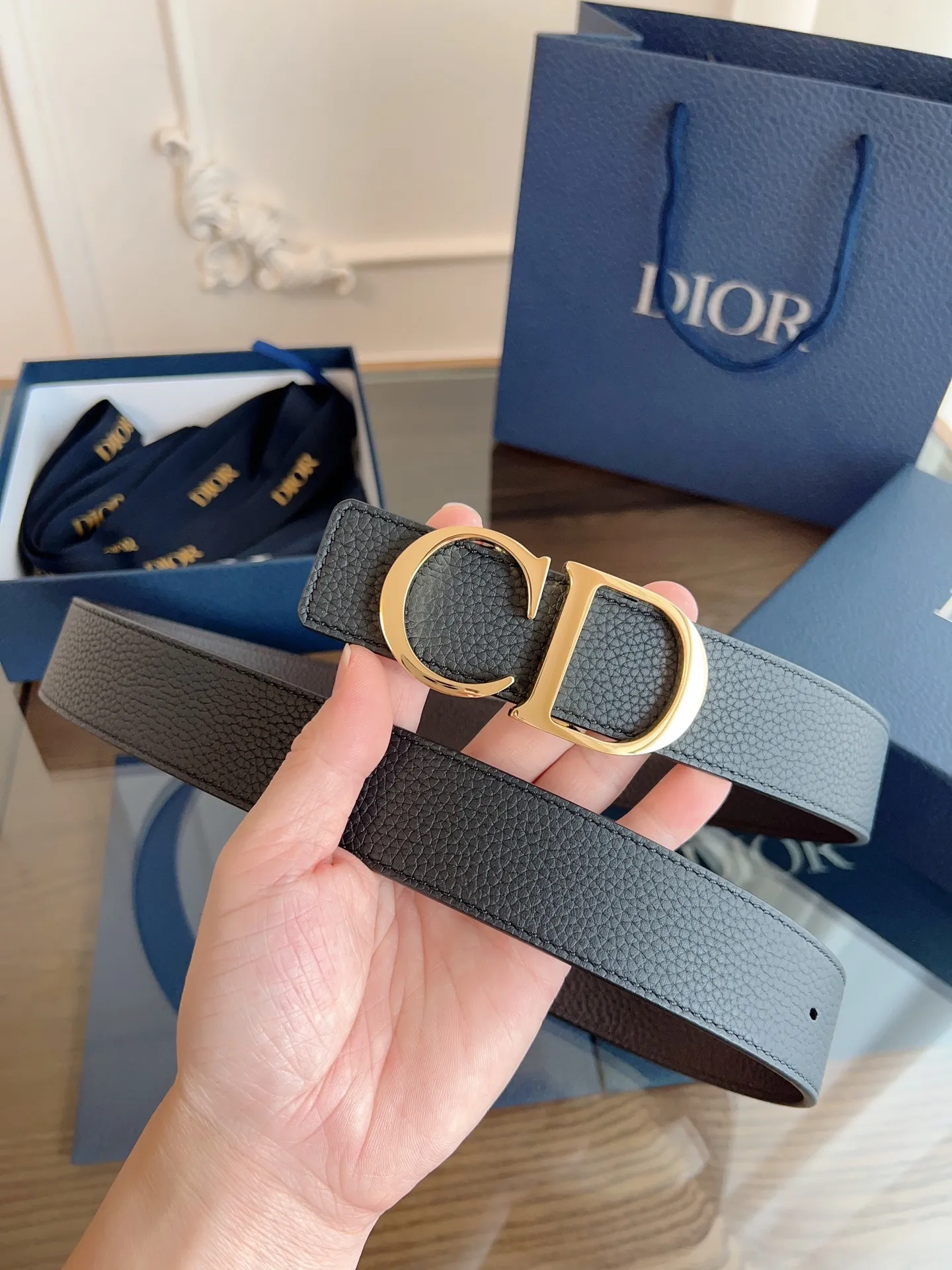 💰480💰Full package💰 💍Purchase-grade "DIOR" Dior/enhanced version🇫🇷French original leather, brown/black full leather. There is no doubt about the quality. There is no better, only the best. Size 3.5 cm