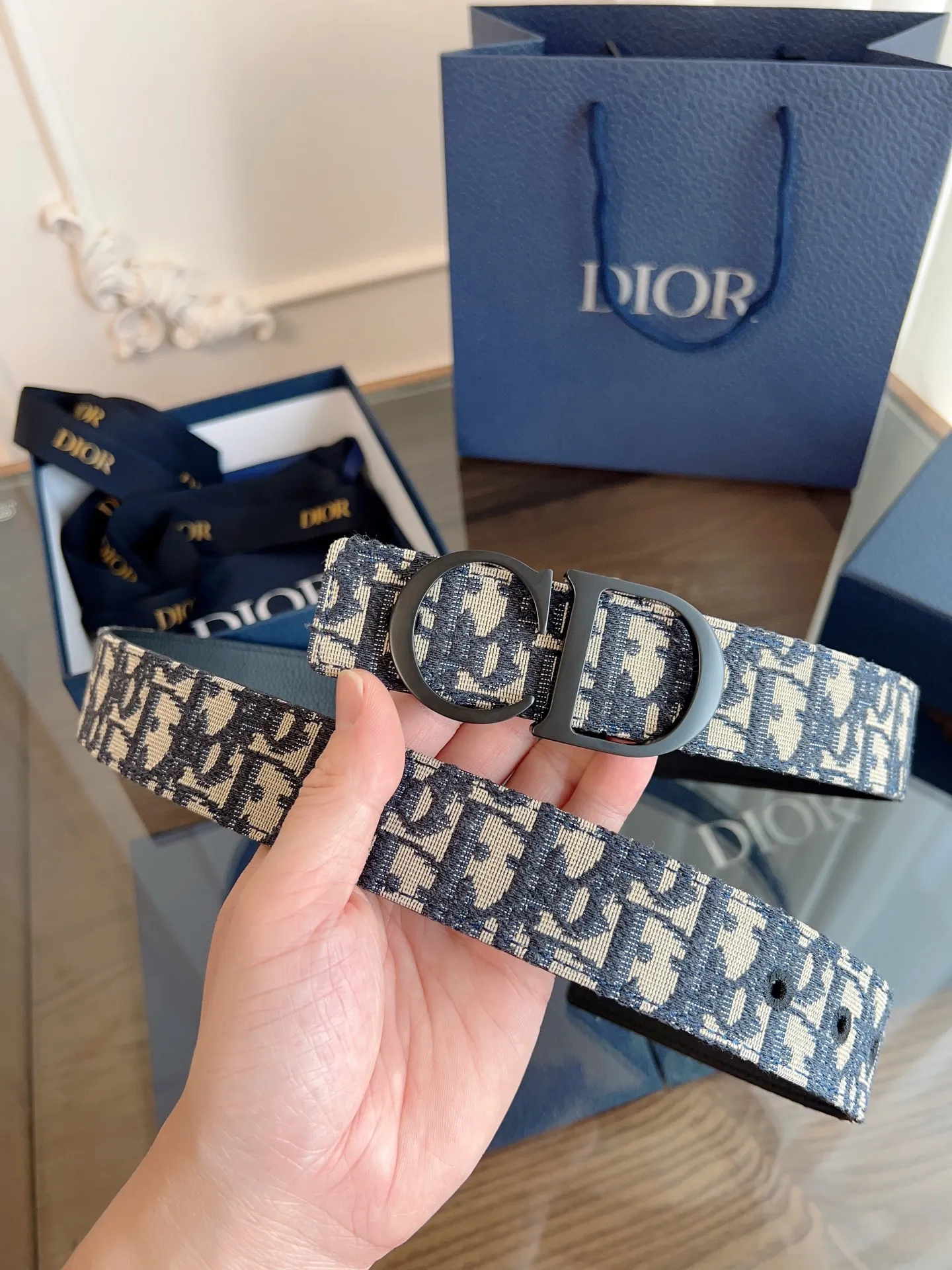 💰480💰Full package💰 💍Purchase-grade "DIOR" Dior/enhanced version🇫🇷French original leather, Oblique blue cloth/black cowhide. The quality is beyond doubt. There is no better, only the best. Size 3.5 cm