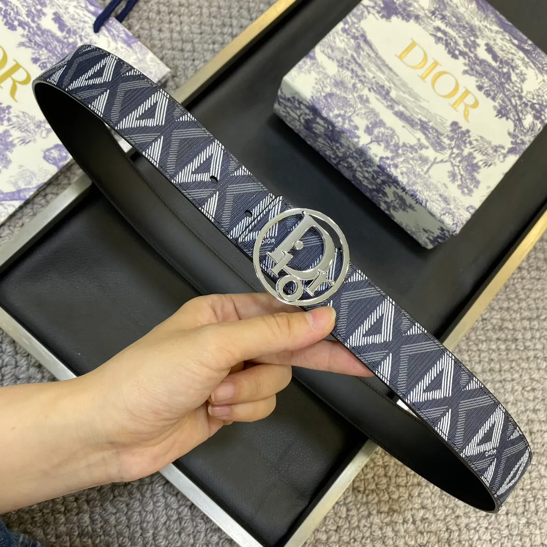 💰460💰Authentic packaging💰 💍Purchase grade Dior DIOR new stainless steel hardware width 3.5CM original imported first-layer cowhide with classic letter cloth. Matched with the original single ruthenium palladium electroplated CD buckle, feel. The oil edges are almost perfect, the original leather is customized