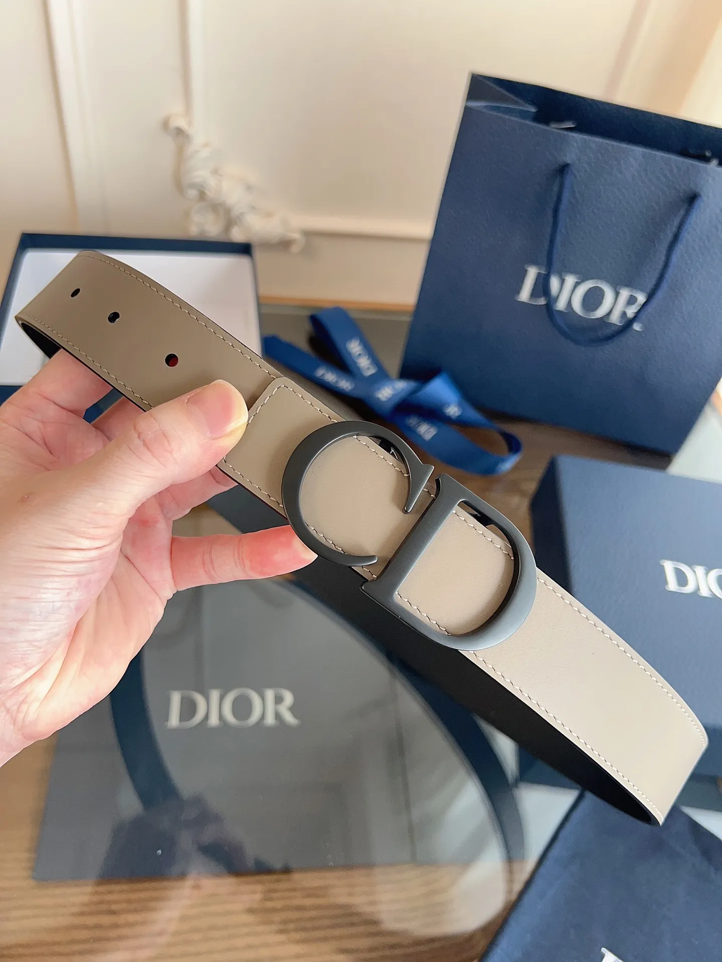 💰460💰Full package💰💍Purchasing-grade DIOR⚡️🌹Enhanced version🇫🇷French original leather, khaki/black full leather. There is no doubt about the quality. There is no better. Only the best⚡️🌹Size 3.5 cm