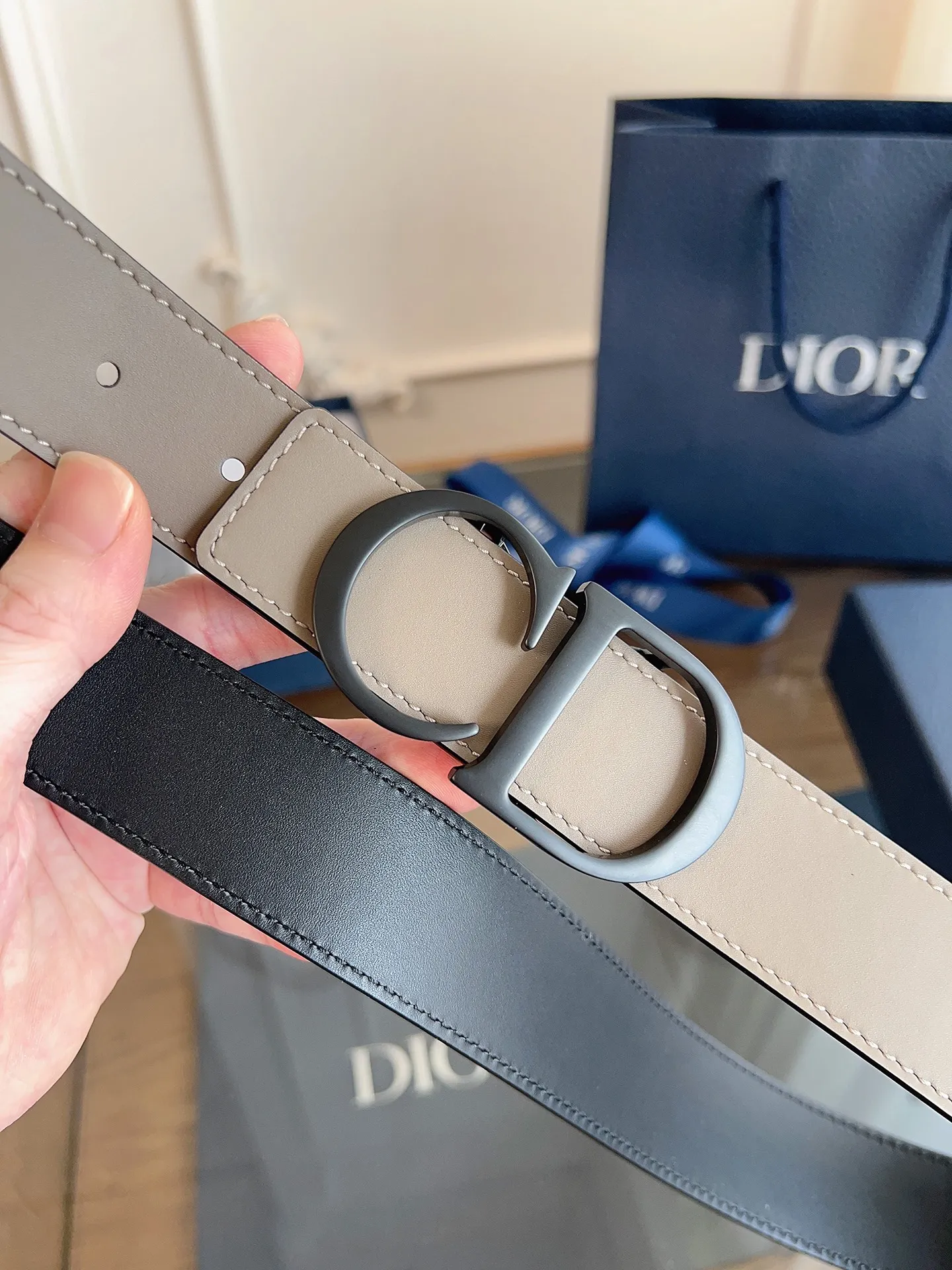 💰460💰Full package💰💍Purchasing-grade DIOR⚡️🌹Enhanced version🇫🇷French original leather, khaki/black full leather. There is no doubt about the quality. There is no better. Only the best⚡️🌹Size 3.5 cm