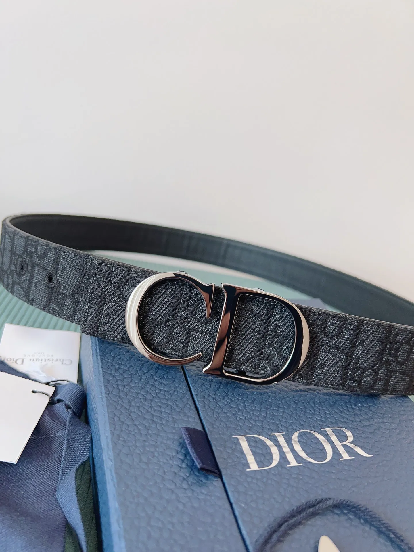 💰480💰Full package💰 💍Purchase level "DIOR" Dior⚡️🌹French original leather double-sided imported first-layer cowhide⚡️🌹The quality is unquestionable. It feels soft and delicate. There is no better, only the best⚡️🌹Size 3.5 cm